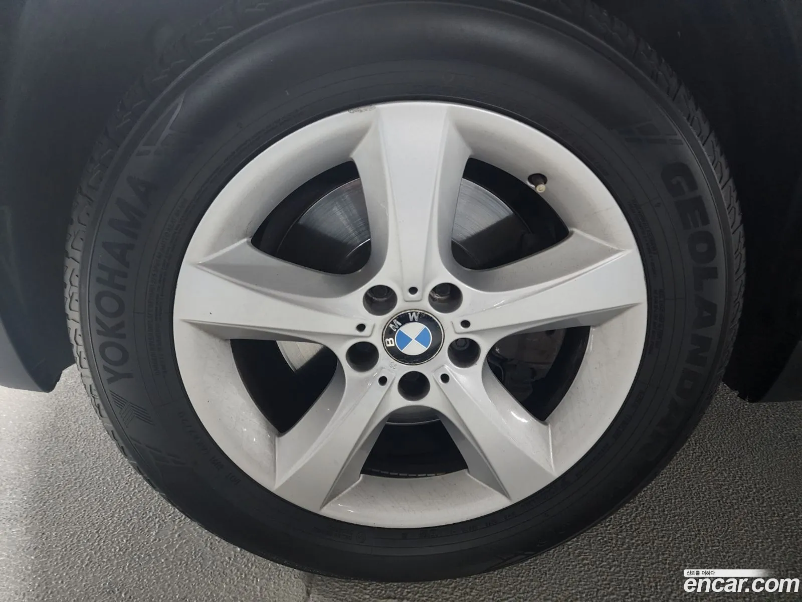 BMW X5 2010 — 18