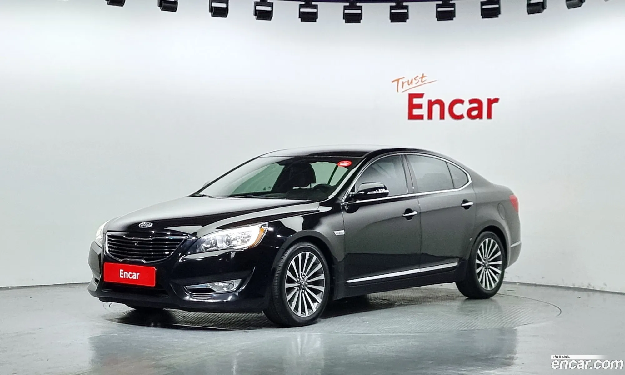 Kia K7 2011 — 10