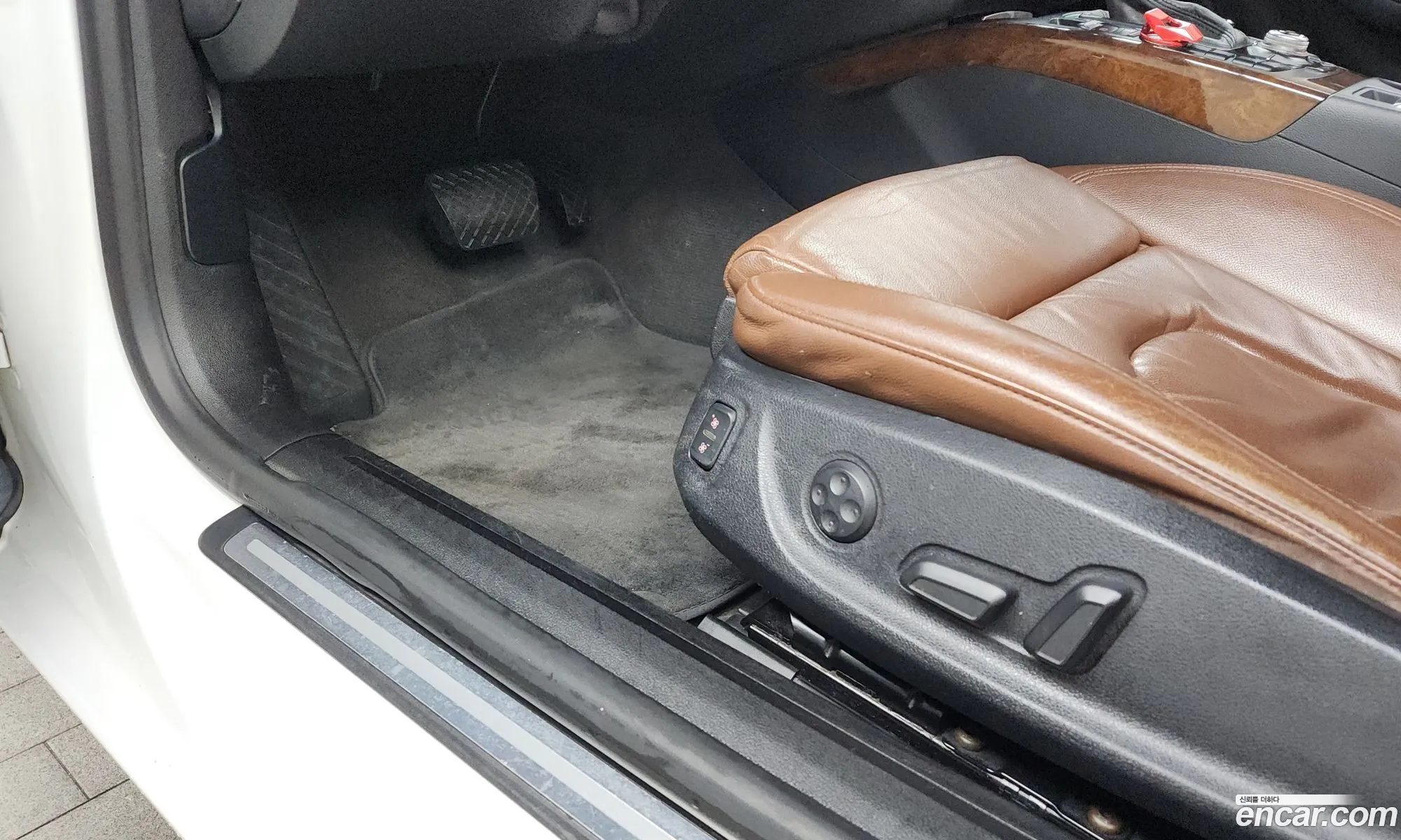 Audi A5 2011 WAUZZZ8F6BN023375 — 5