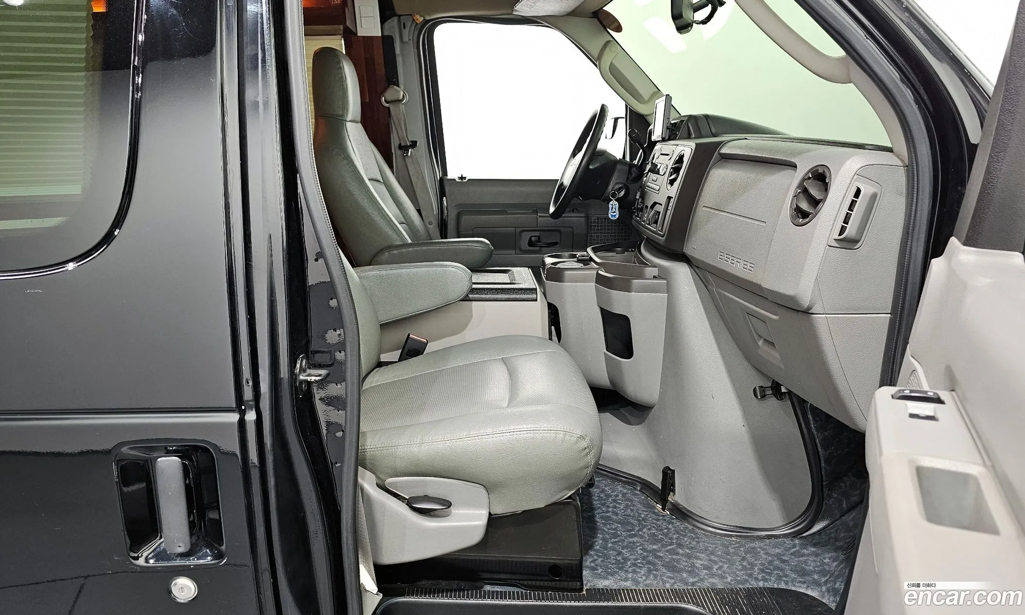 Ford E-Series 2012 1FBSS3BL3CDA42241 — 19