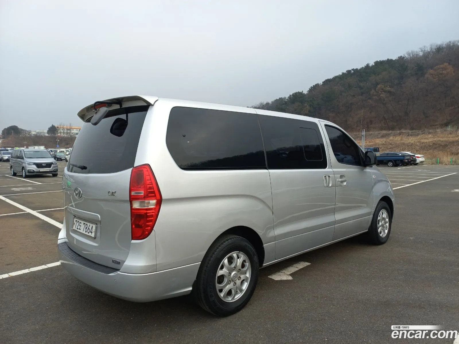 Hyundai Grand Starex 2010 — 17