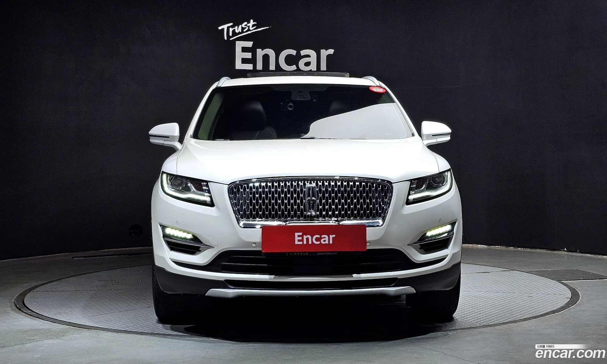 Lincoln MKC 2019 5LMCJ3D97KUL37094 — 15