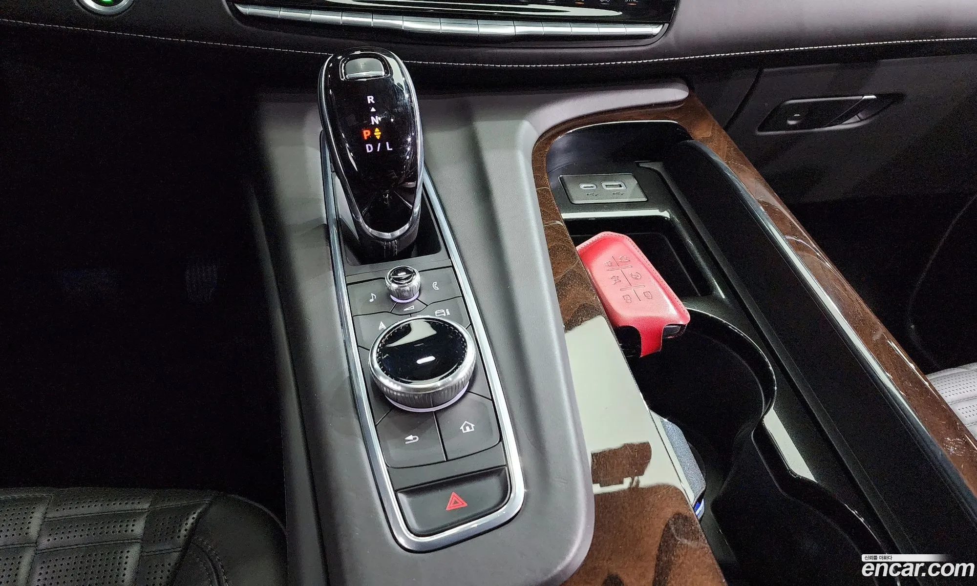 Cadillac Escalade 2022 — 8