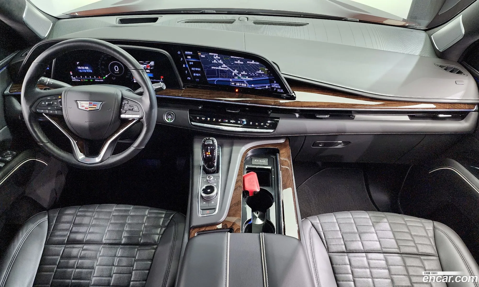 Cadillac Escalade 2022 — 17