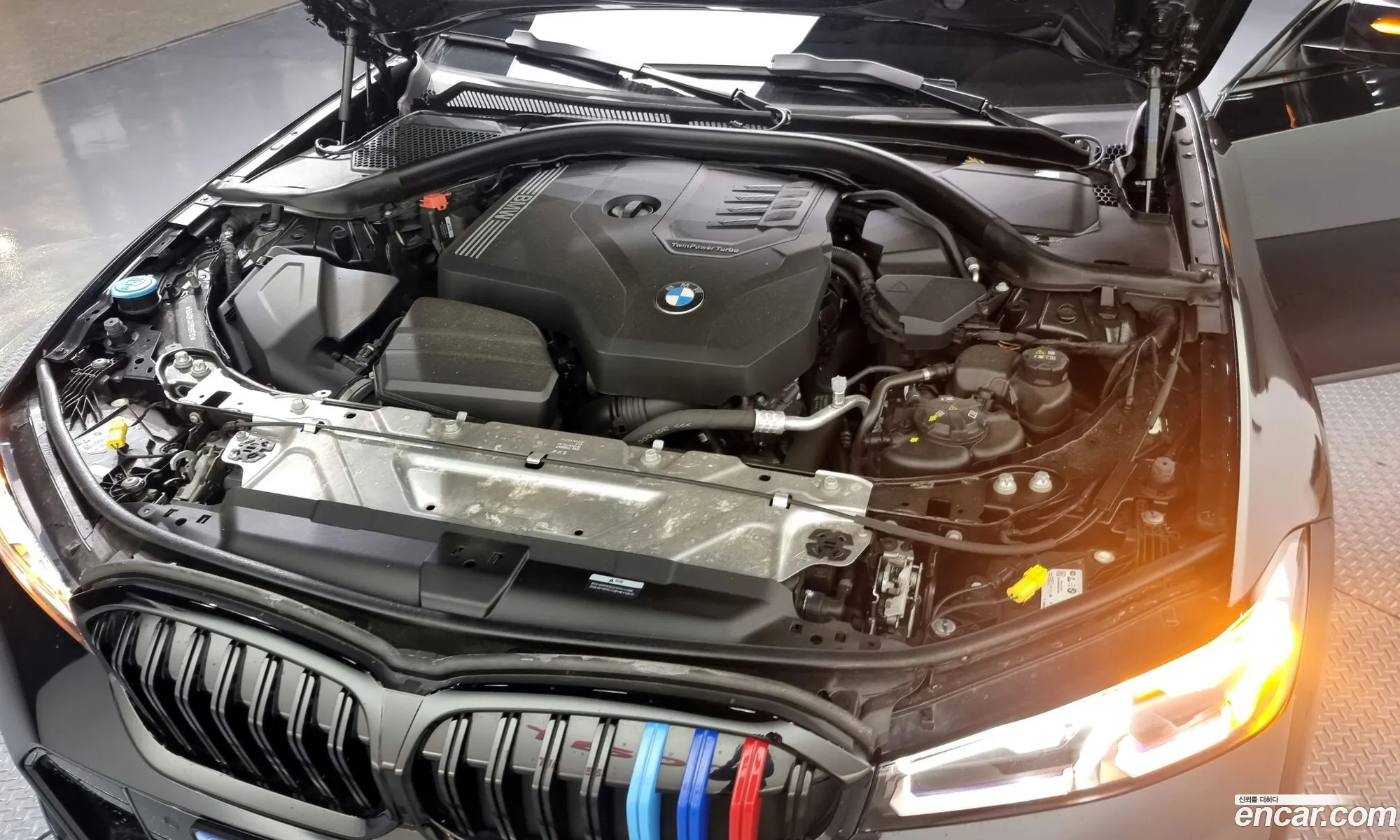 BMW 3 Series 2023 — 19
