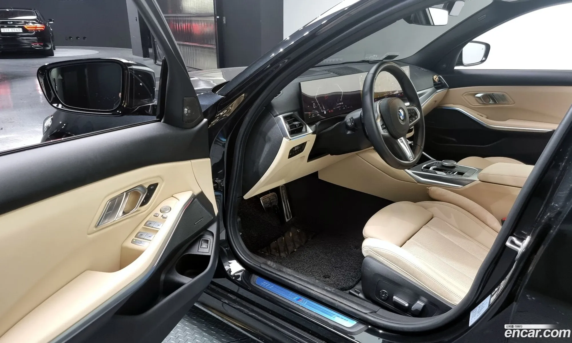 BMW 3 Series 2023 — 9