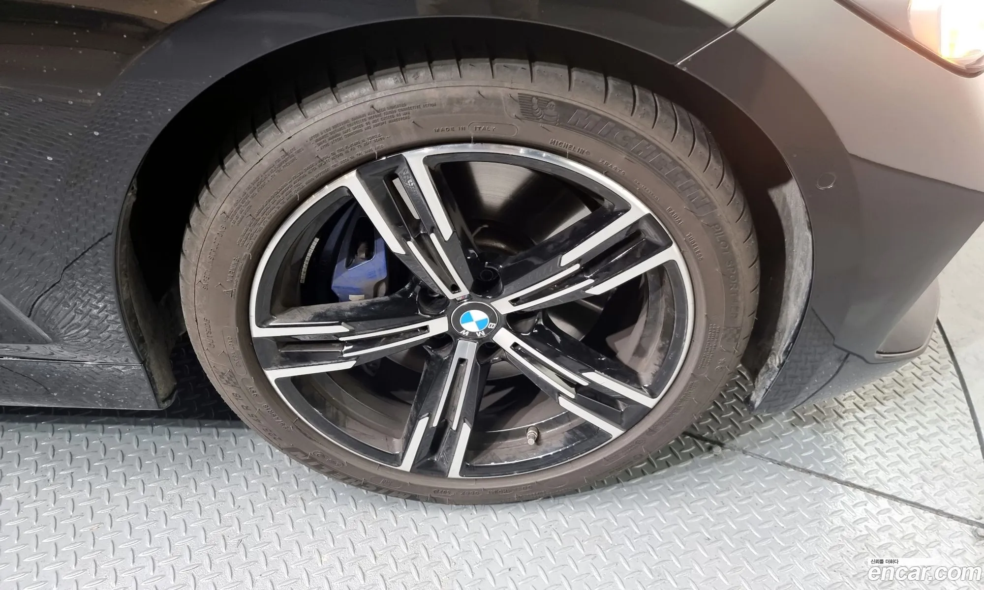 BMW 3 Series 2023 — 10