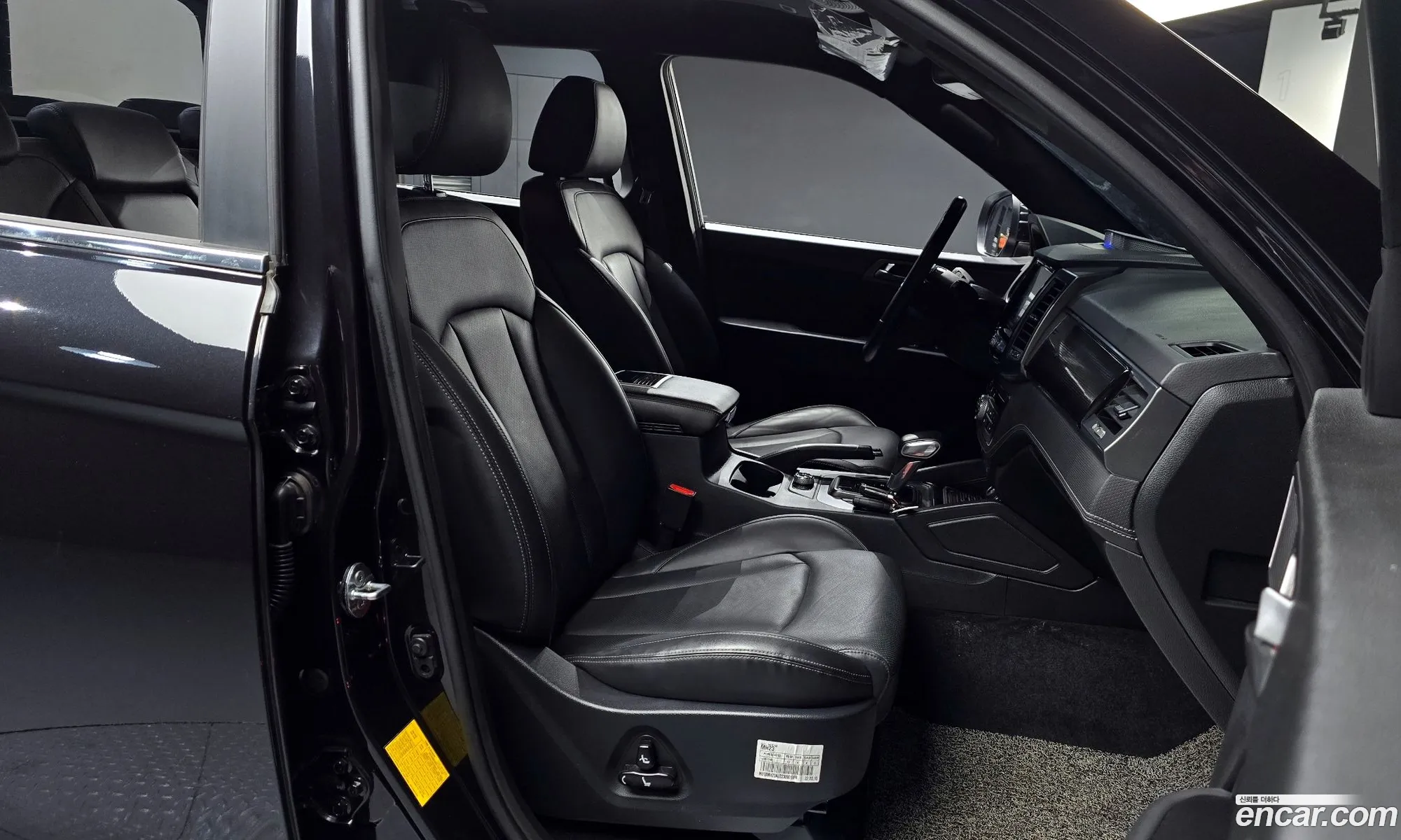 KG Mobility (SsangYong) Rexton Sports Khan 2022 — 13