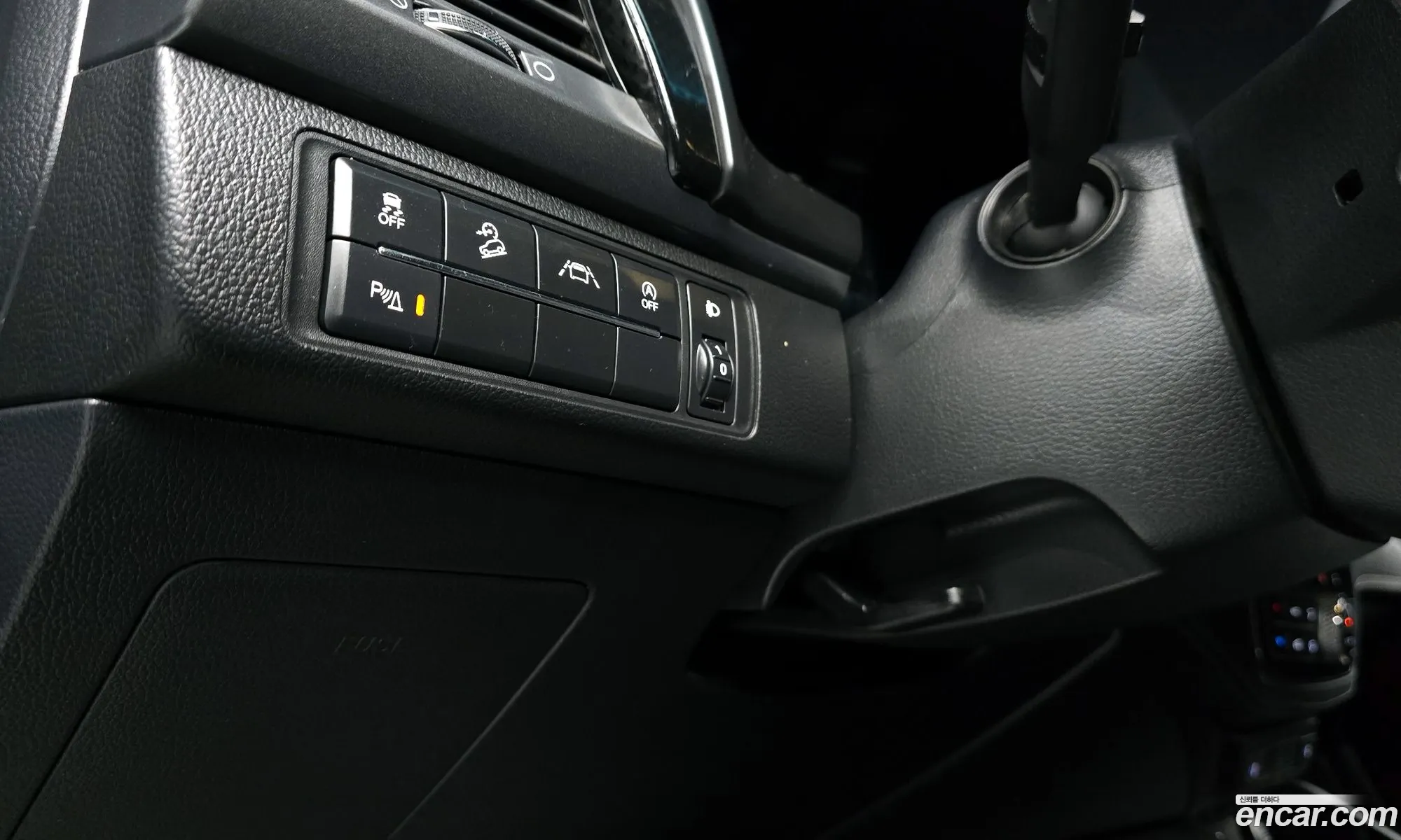 KG Mobility (SsangYong) Rexton Sports Khan 2022 — 11