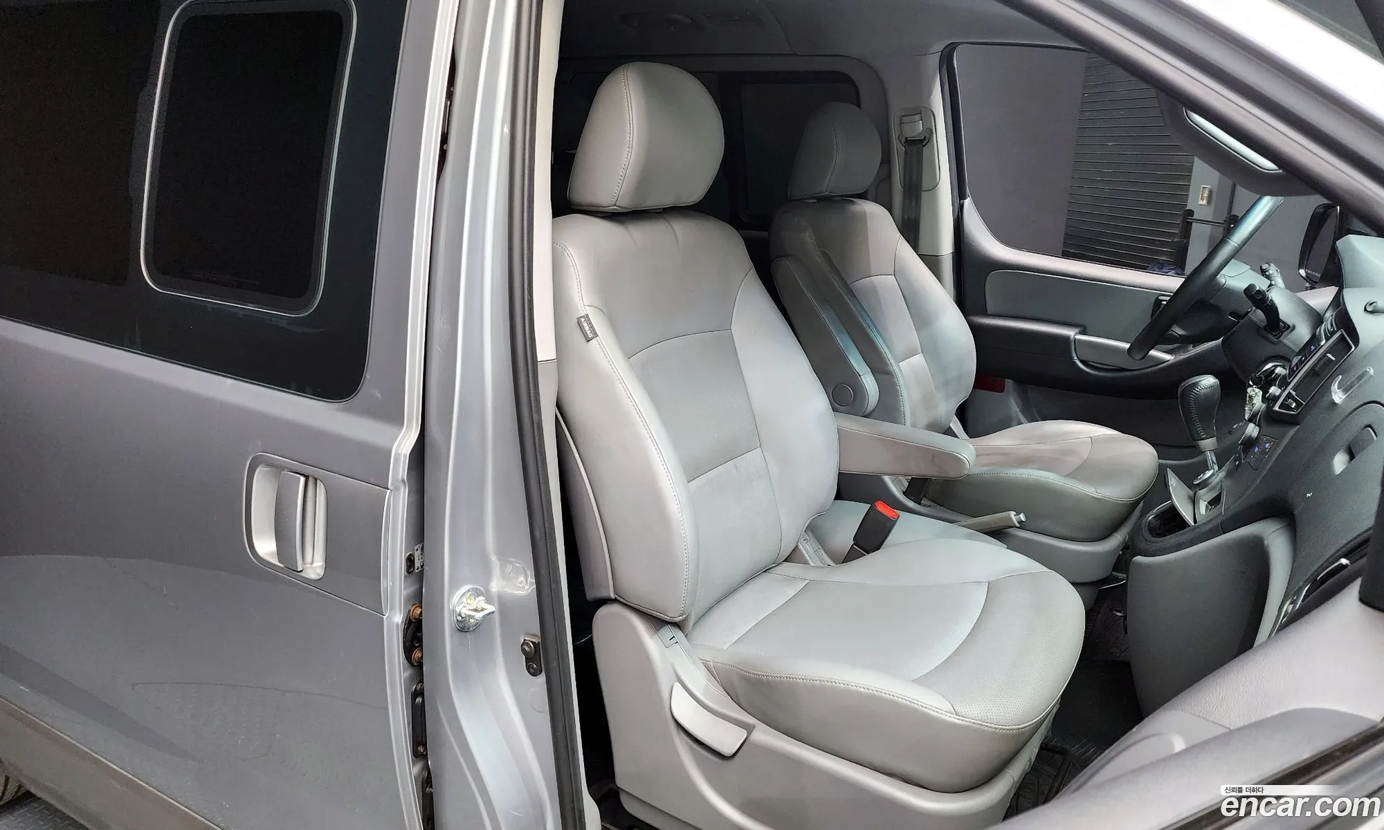 Hyundai Grand Starex 2020 — 10