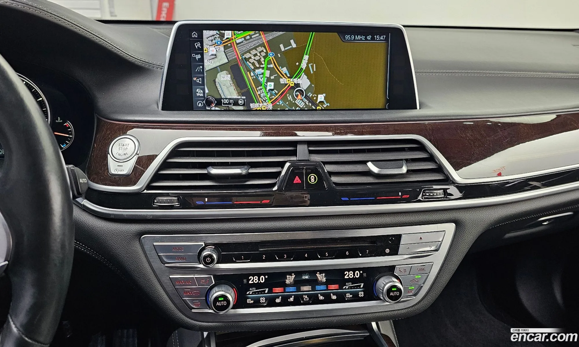 BMW 7 Series 2016 WBA7F2102GG524756 — 4