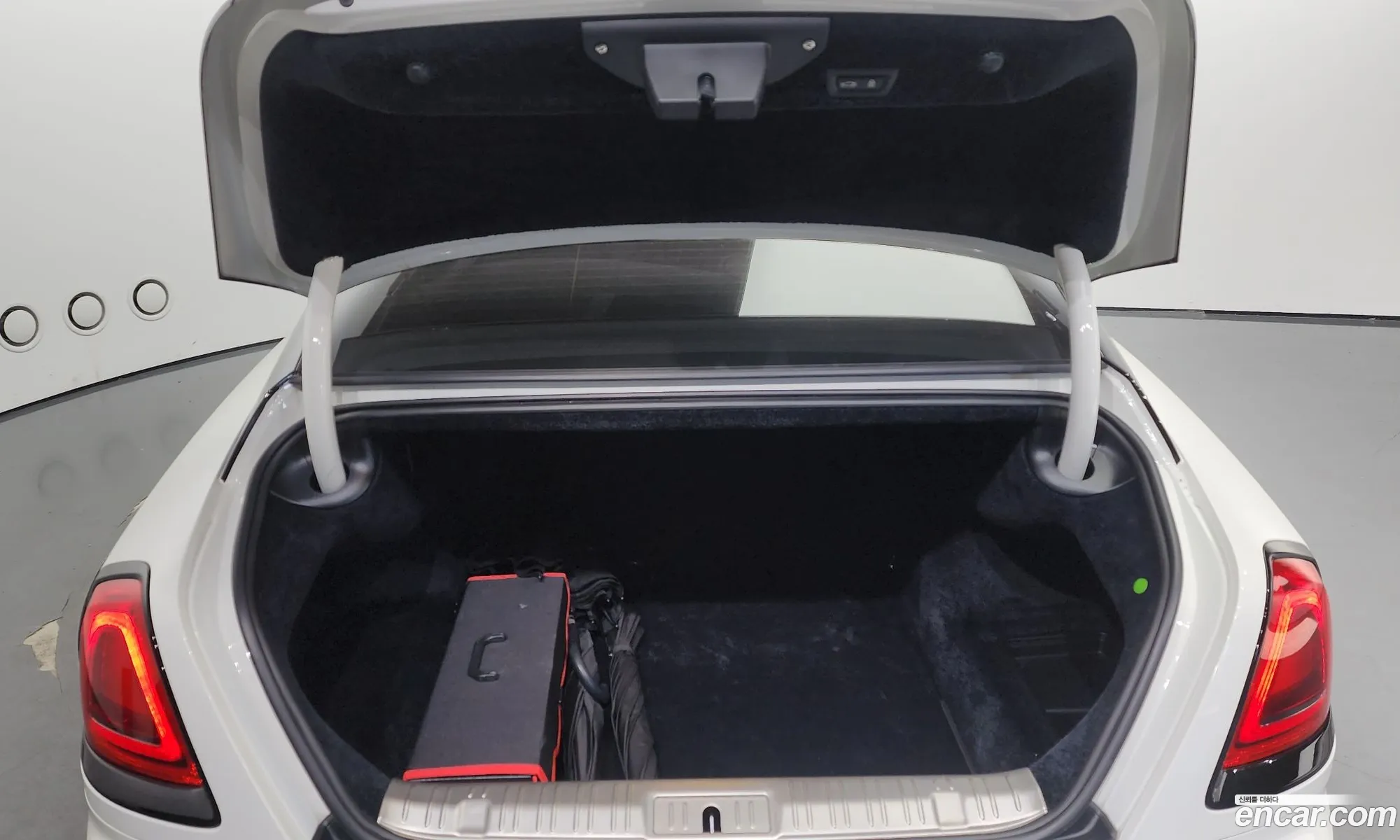 Rolls-Royce Wraith 2015 18181818818181818 — 7