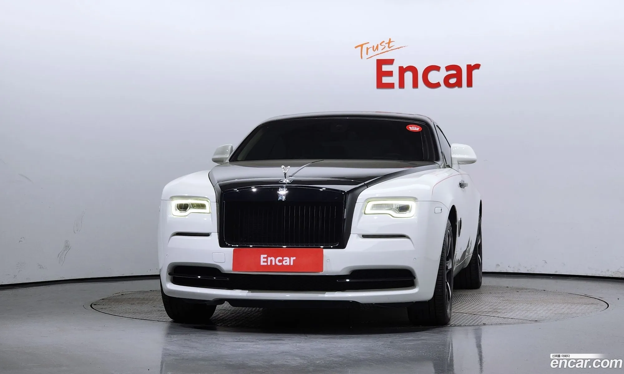 Rolls-Royce Wraith 2015 18181818818181818 — 18