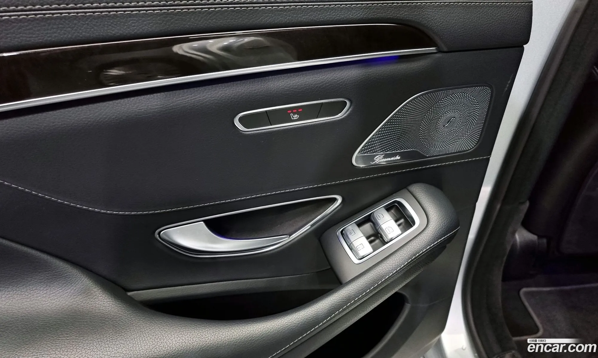 Mercedes-Benz S-Class W222 2015 WDDUF3DB — 2