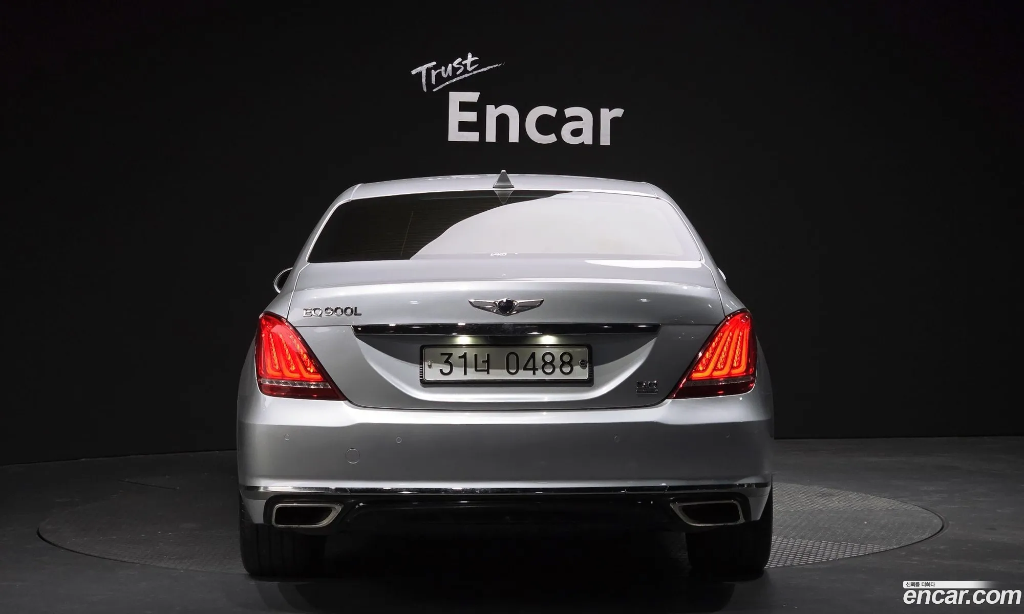 Genesis EQ900 2016 — 7