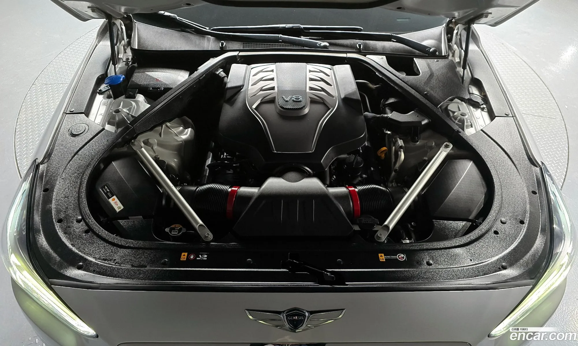 Genesis EQ900 2016 — 10