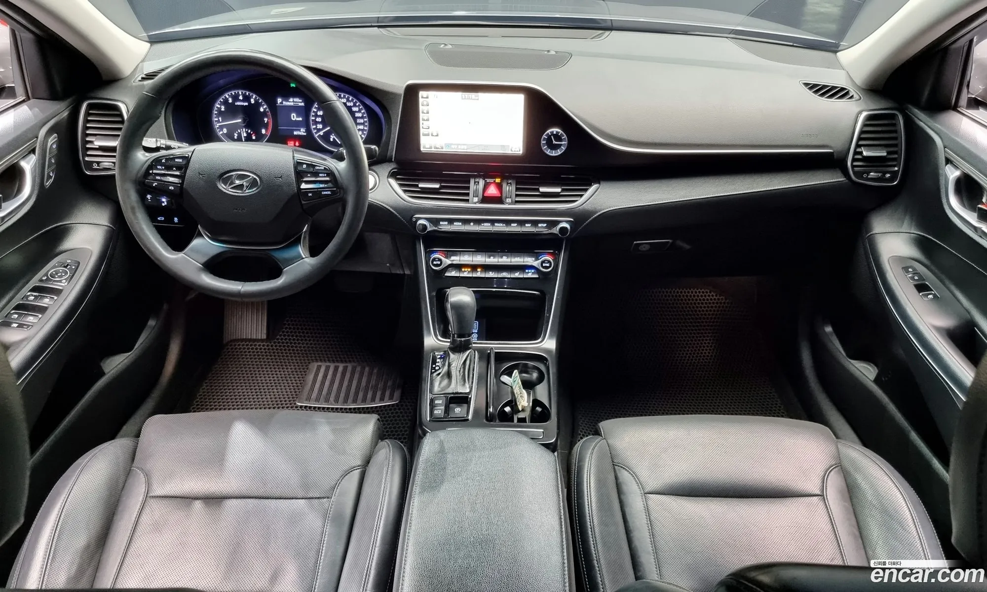 Hyundai Grandeur IG 2016 — 11