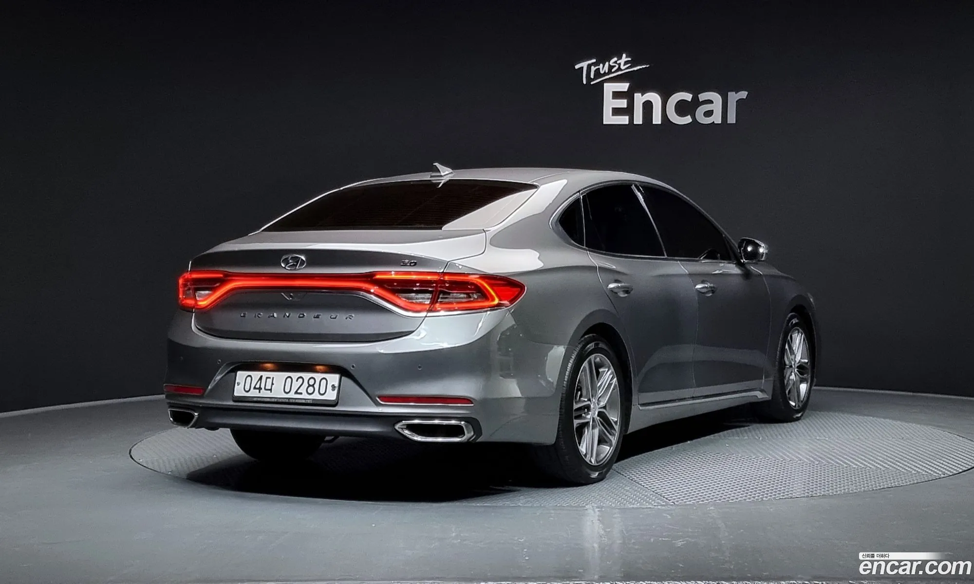 Hyundai Grandeur IG 2016 — 16