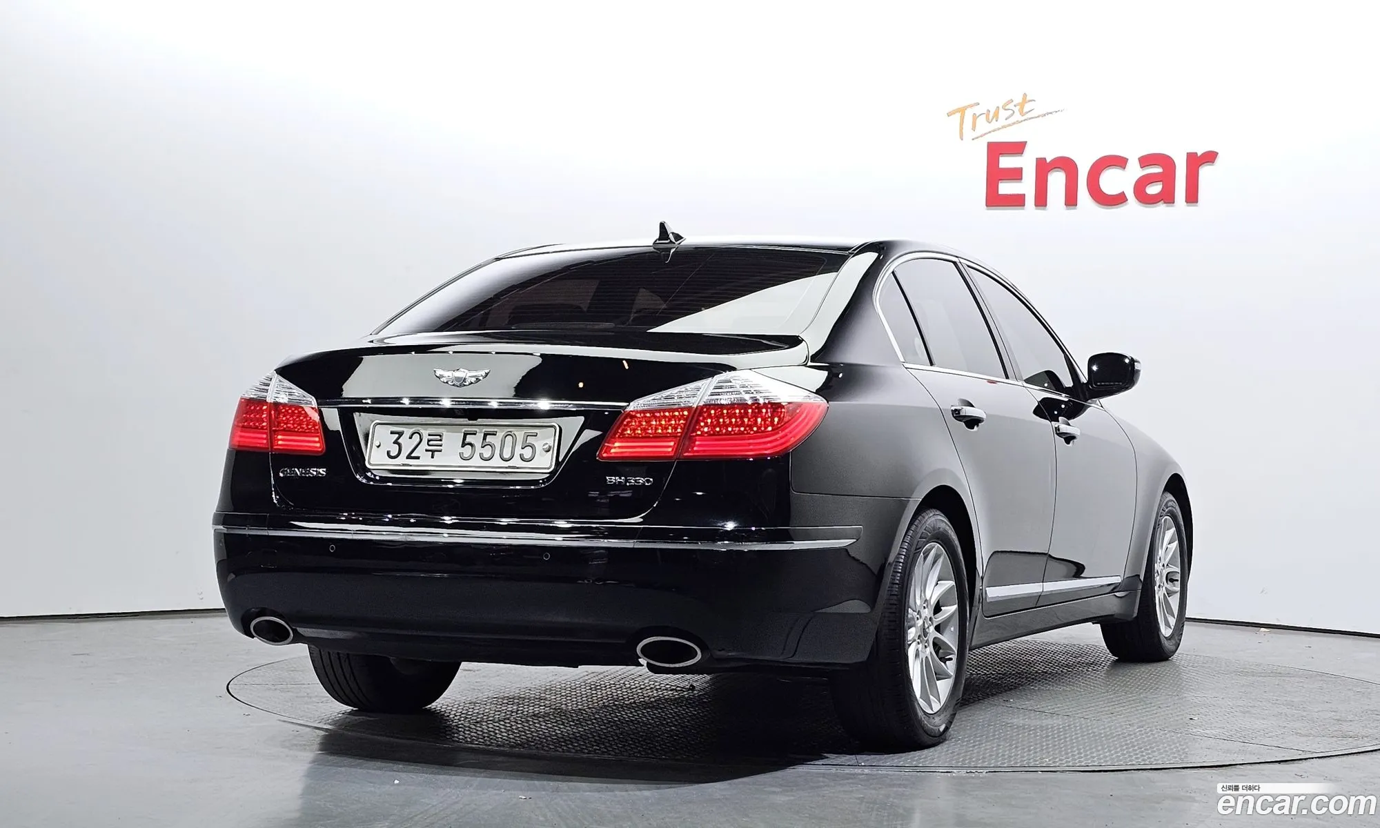 Hyundai Genesis 2010 — 17