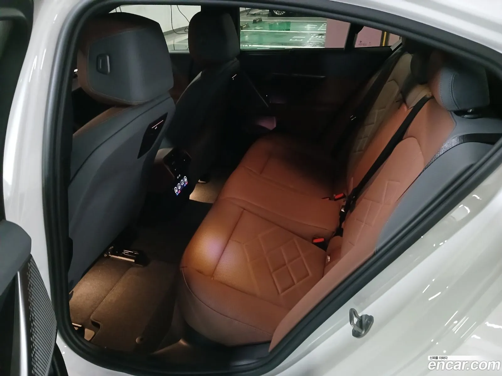 BMW 5 Series 2025 — 13