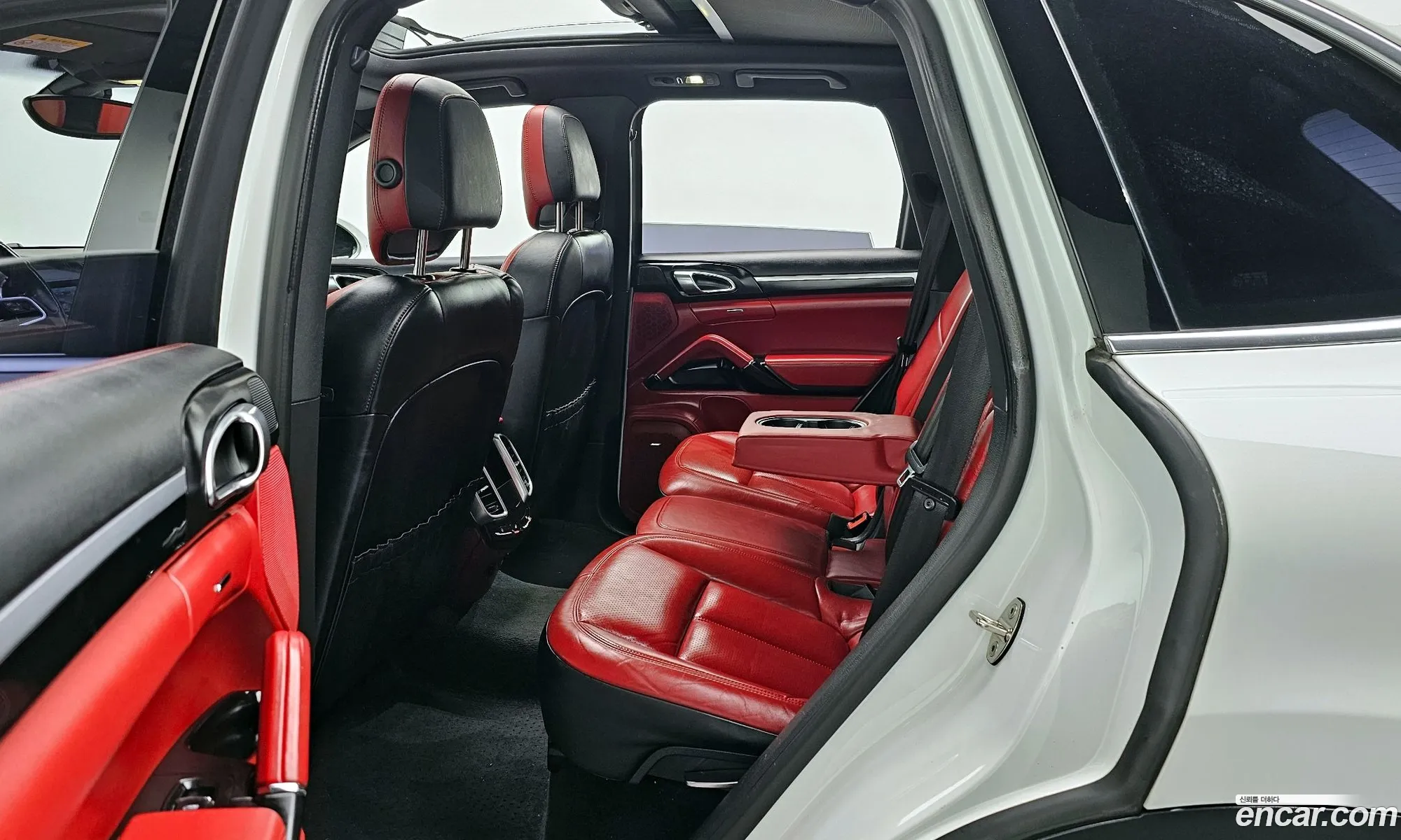 Porsche Cayenne 2016 WP1AF292XGLA46817 — 11