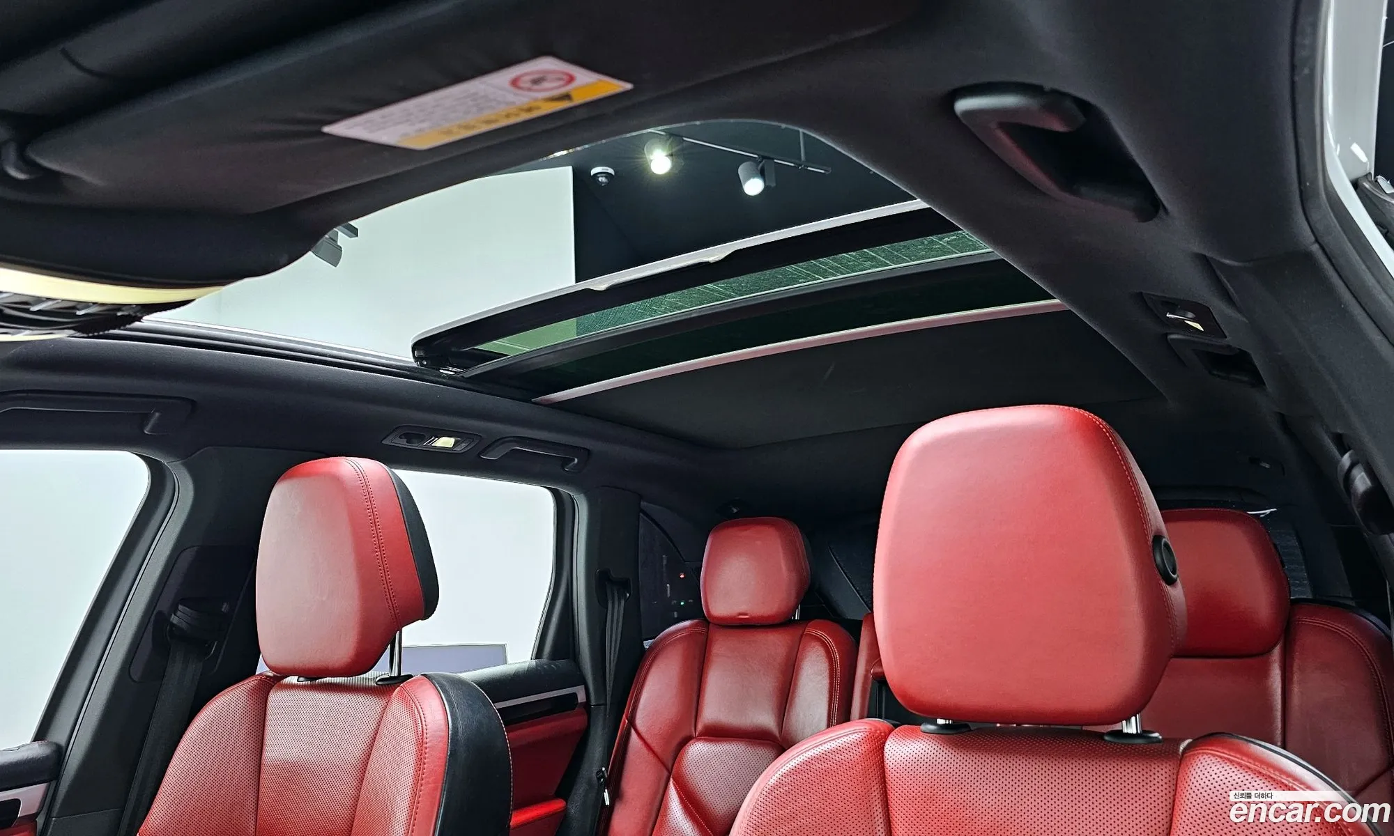 Porsche Cayenne 2016 WP1AF292XGLA46817 — 2