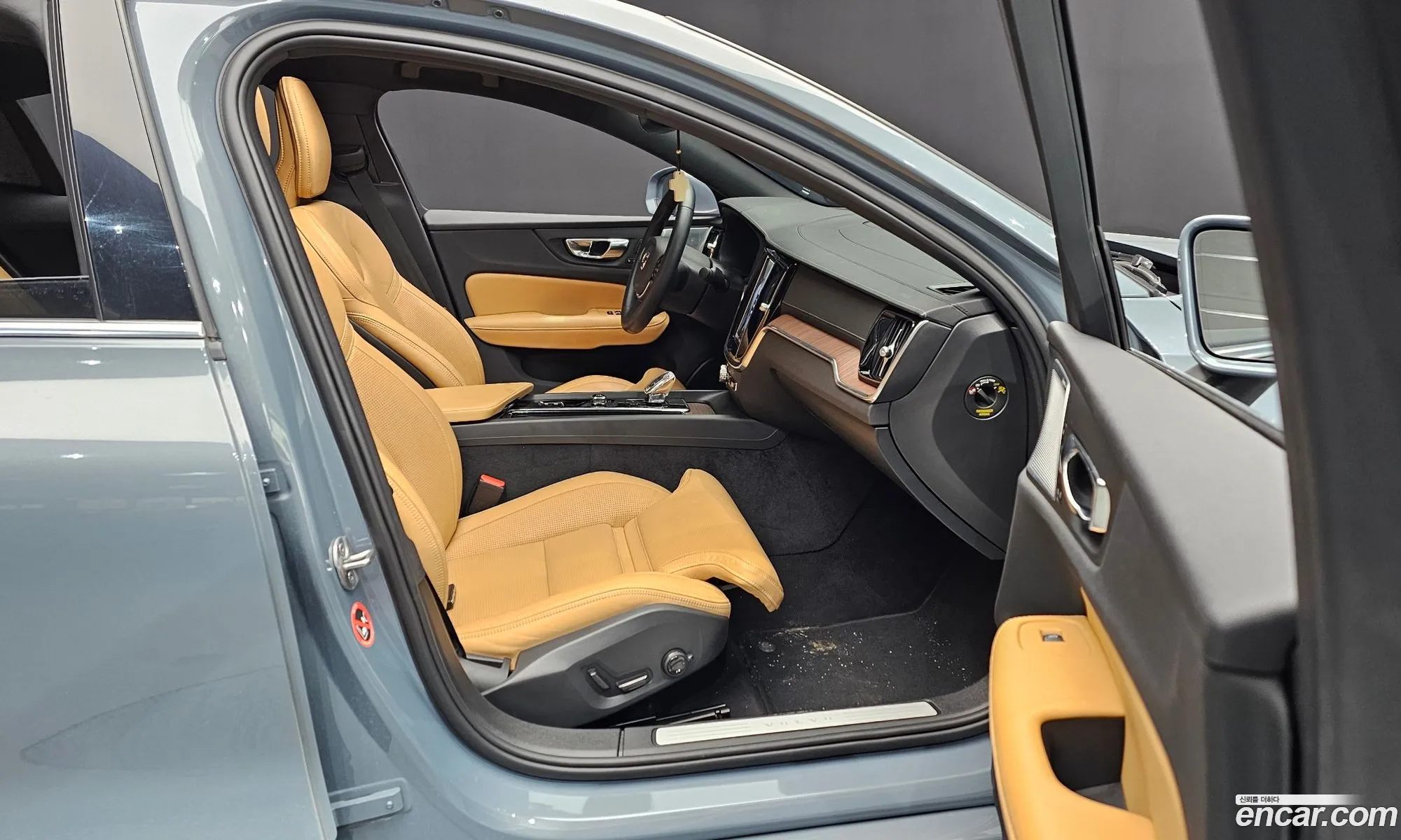 Volvo S60 2023 — 8