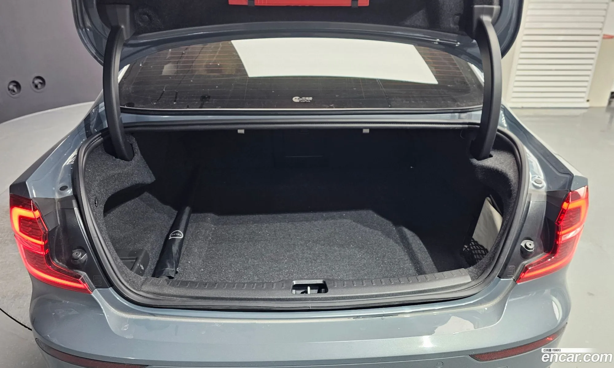 Volvo S60 2023 — 13