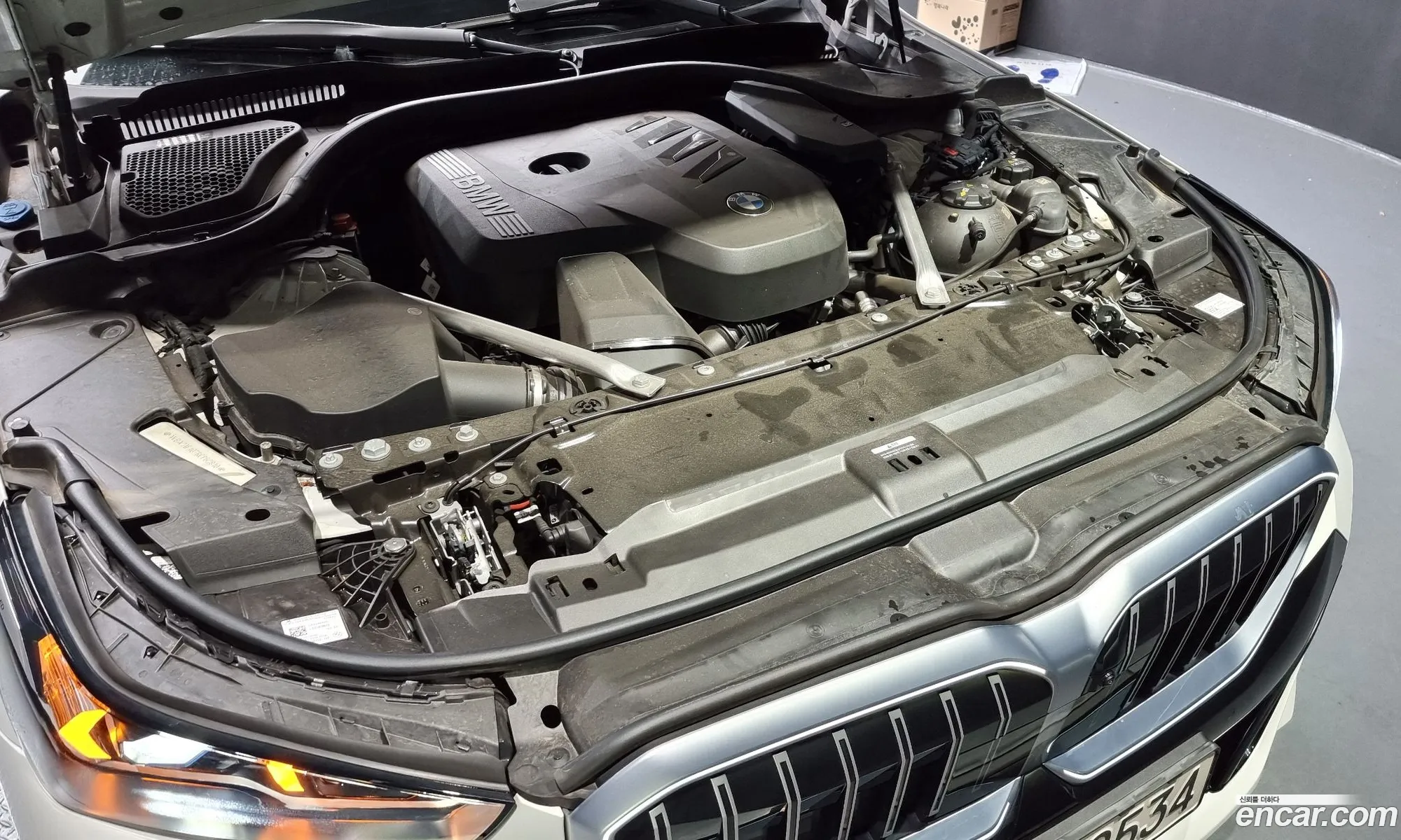 BMW 5 Series 2023 — 13
