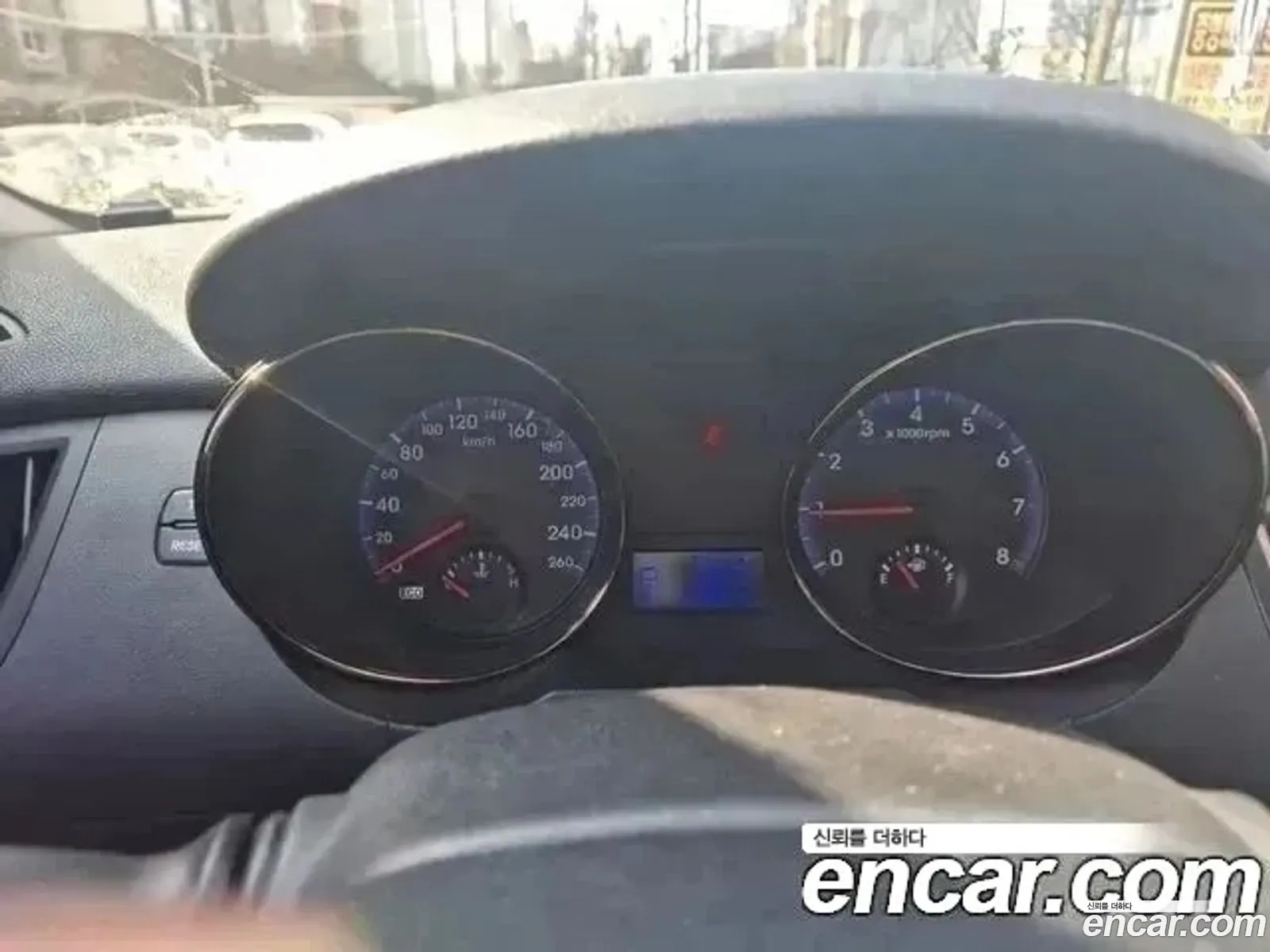 Hyundai Genesis Coupe 2011 — 3