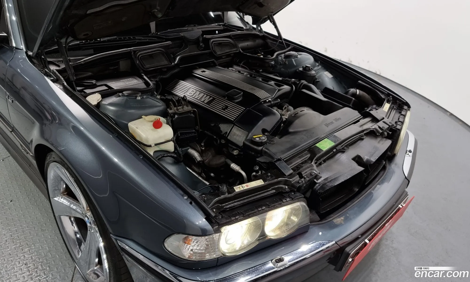 BMW 7 Series 2001 41011133812811111 — 19