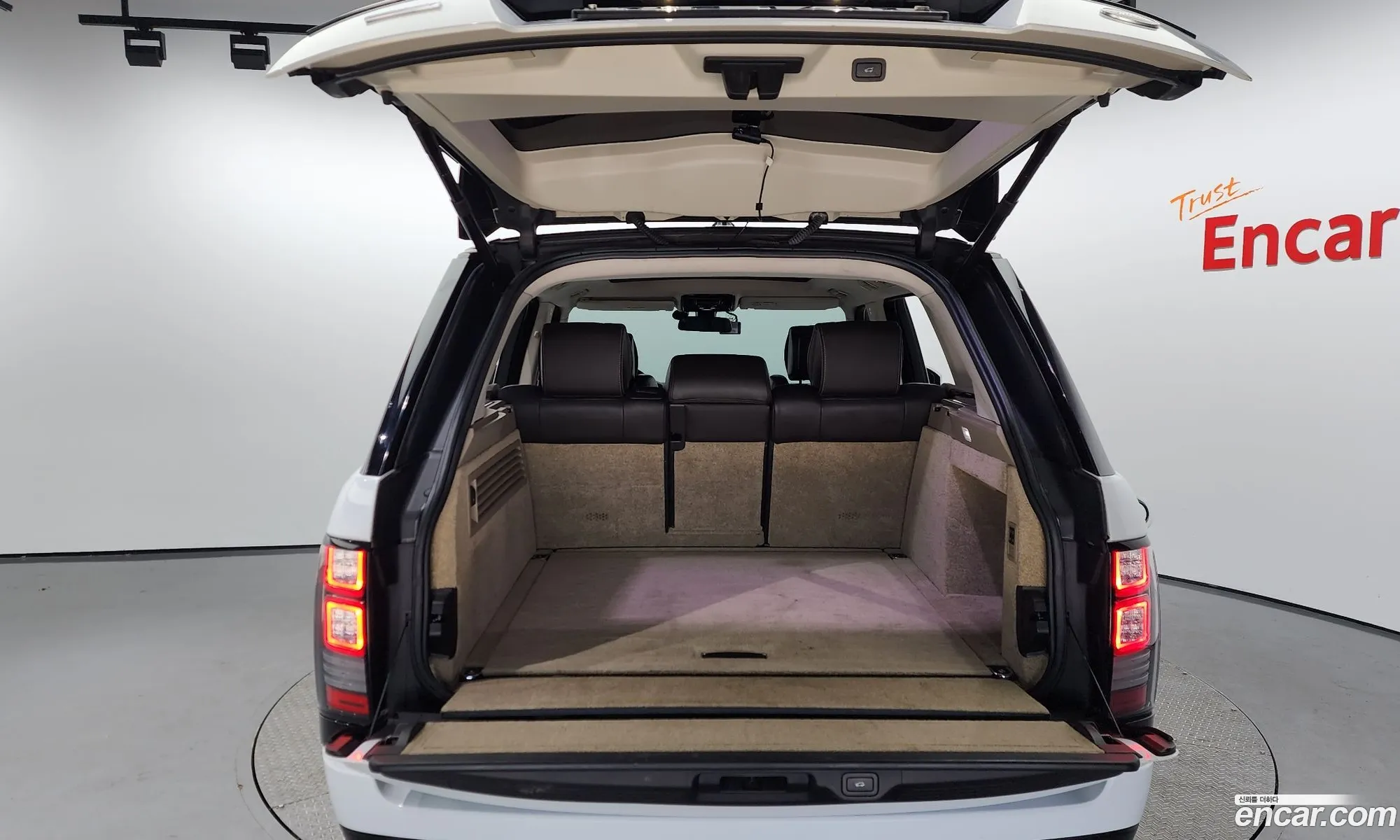 Land Rover Range Rover 2014 SALGA2JF9EA164092 — 4