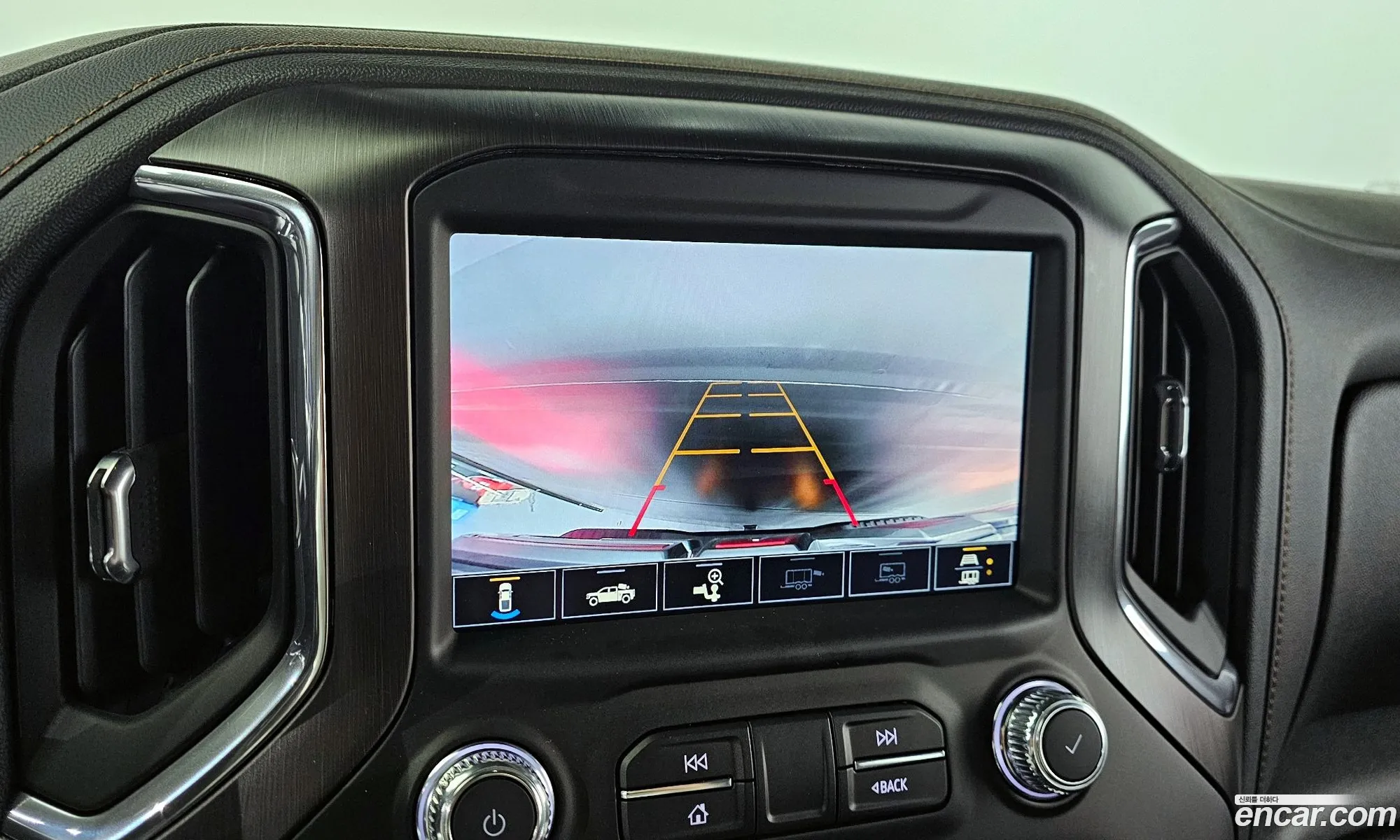 GMC Sierra 2021 00000000000000000 — 16