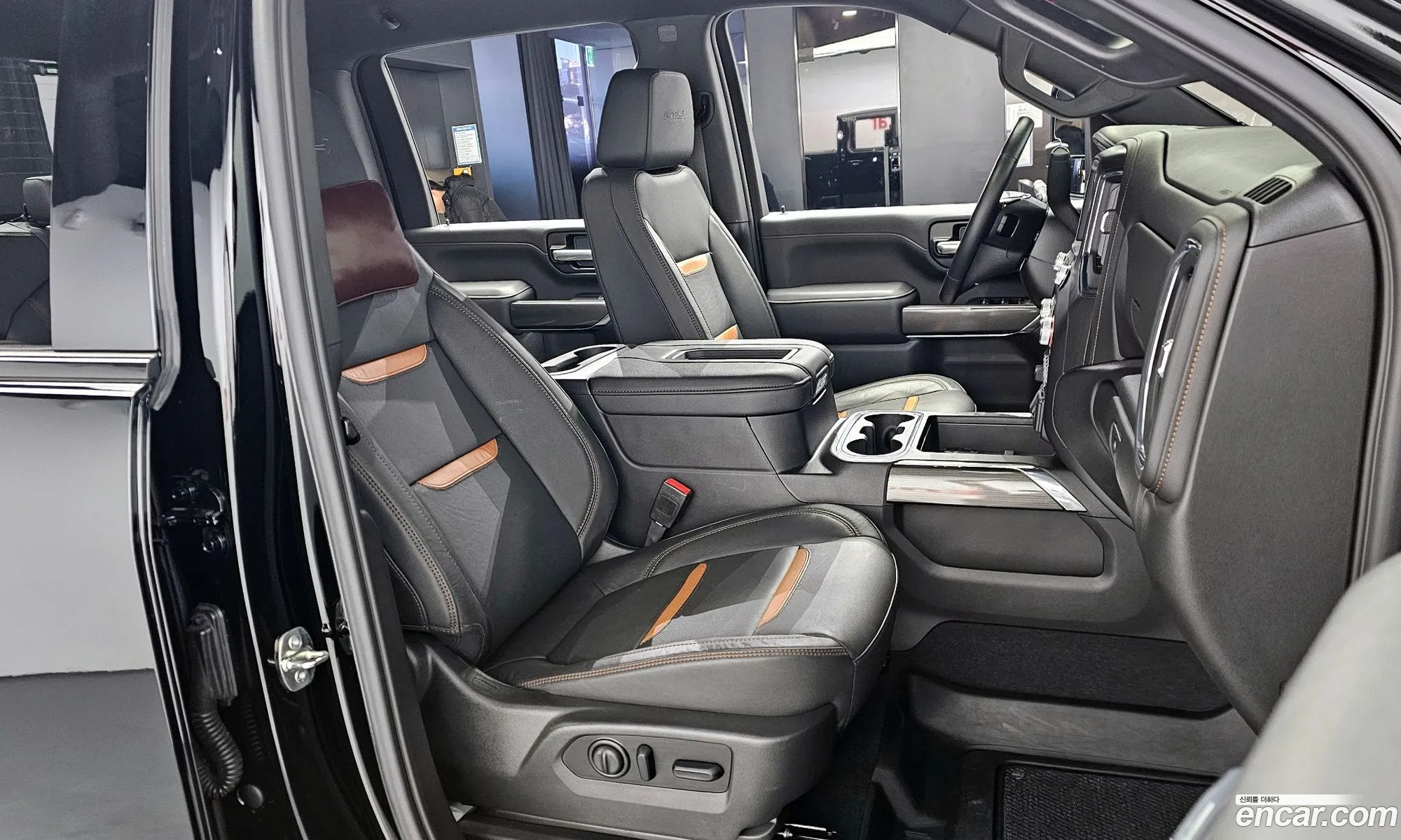 GMC Sierra 2021 00000000000000000 — 10