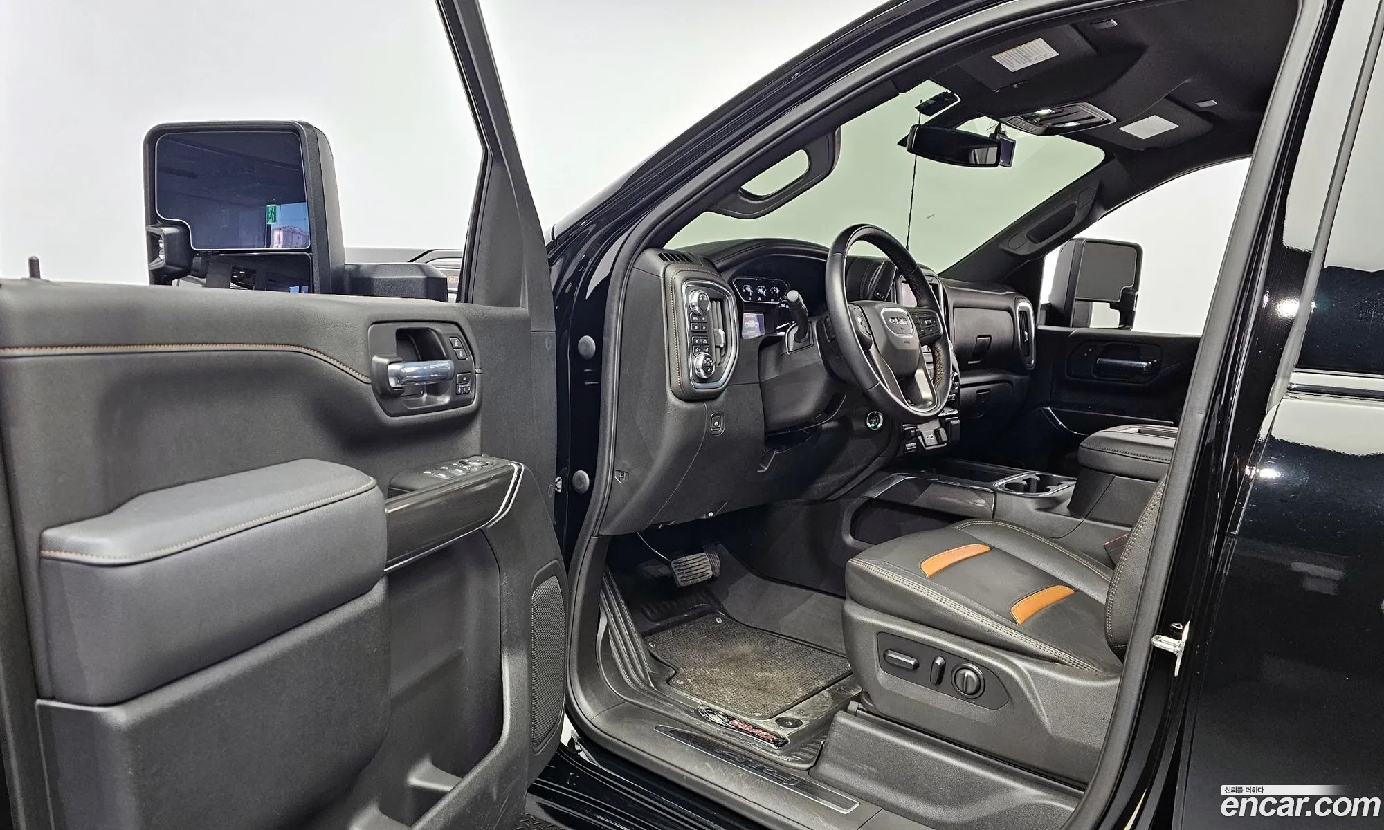 GMC Sierra 2021 00000000000000000 — 14
