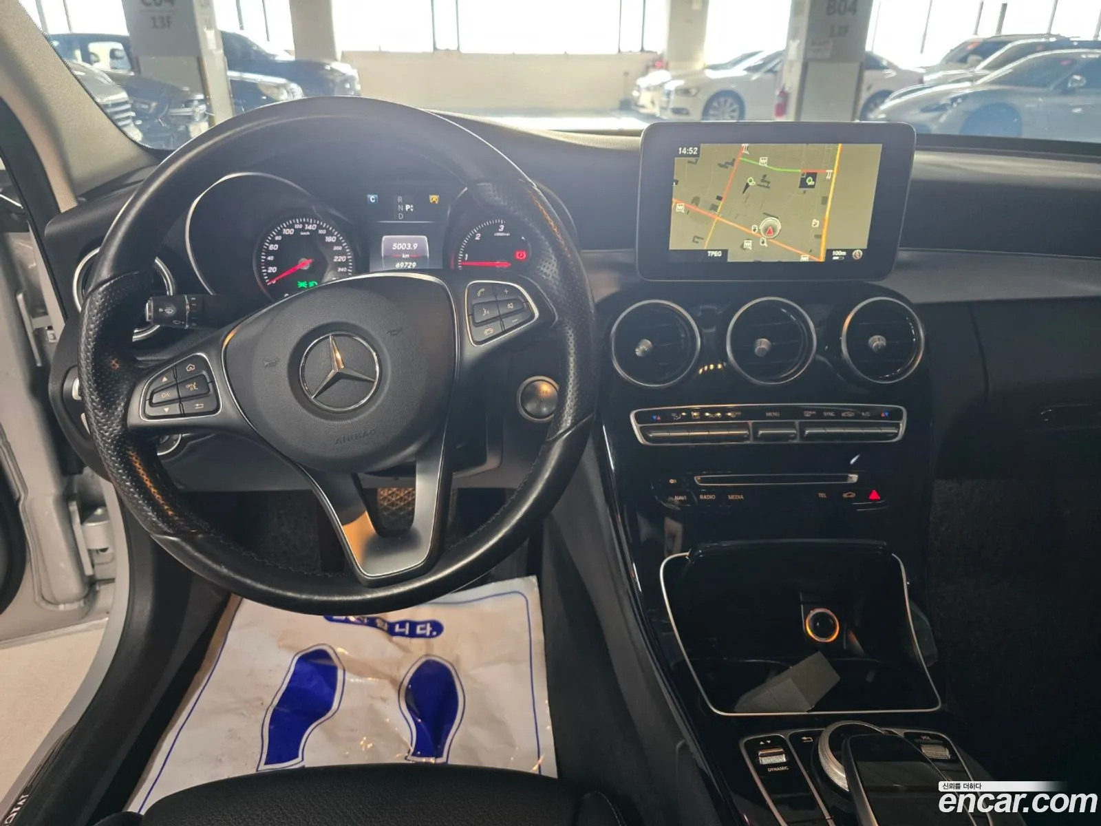 Mercedes-Benz C-Class W205 2016 — 13