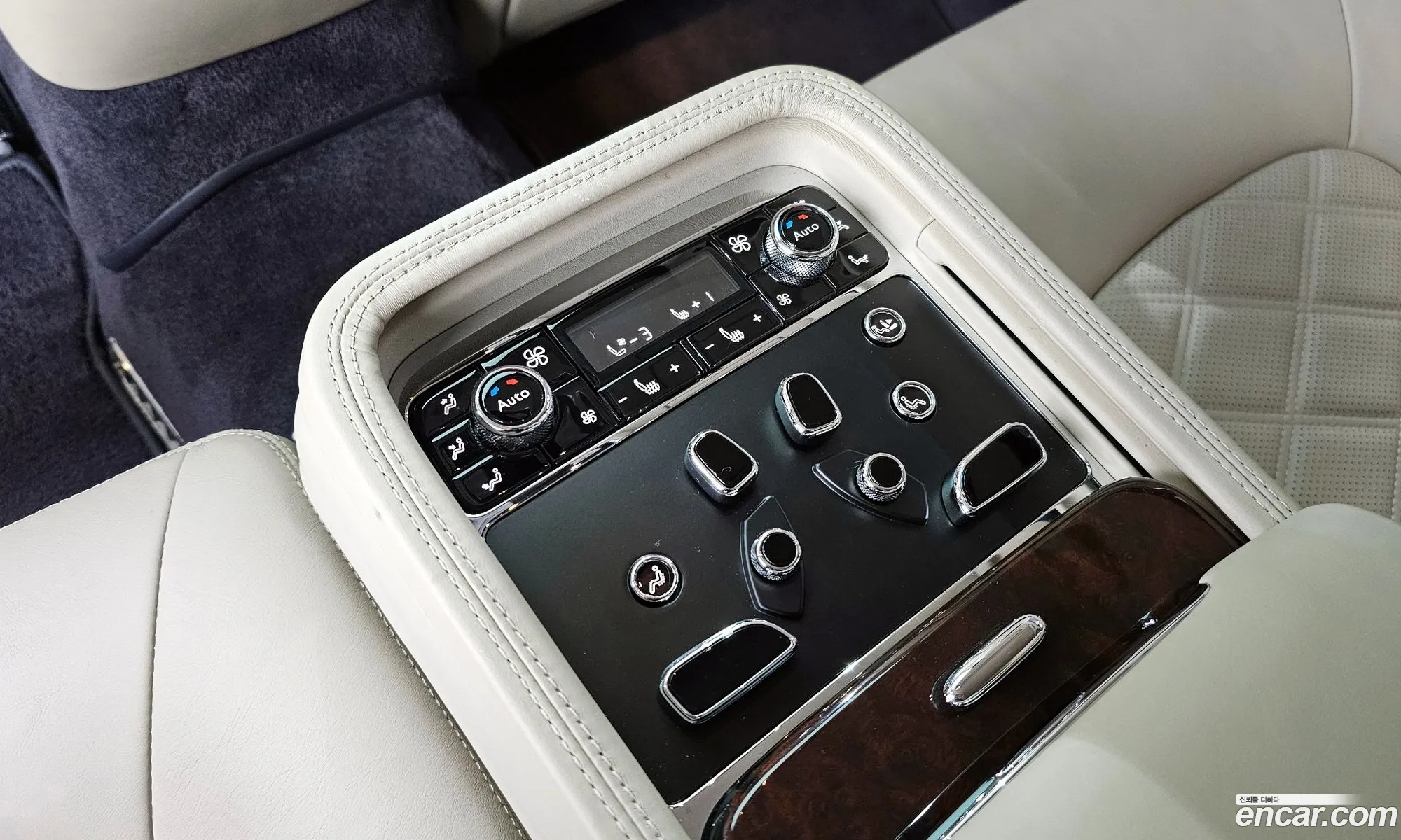Bentley Mulsanne 2013 SCBBB63Y6DC018470 — 13