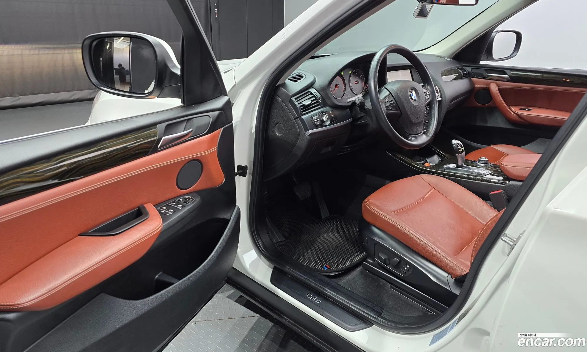 BMW X3 2011 — 11