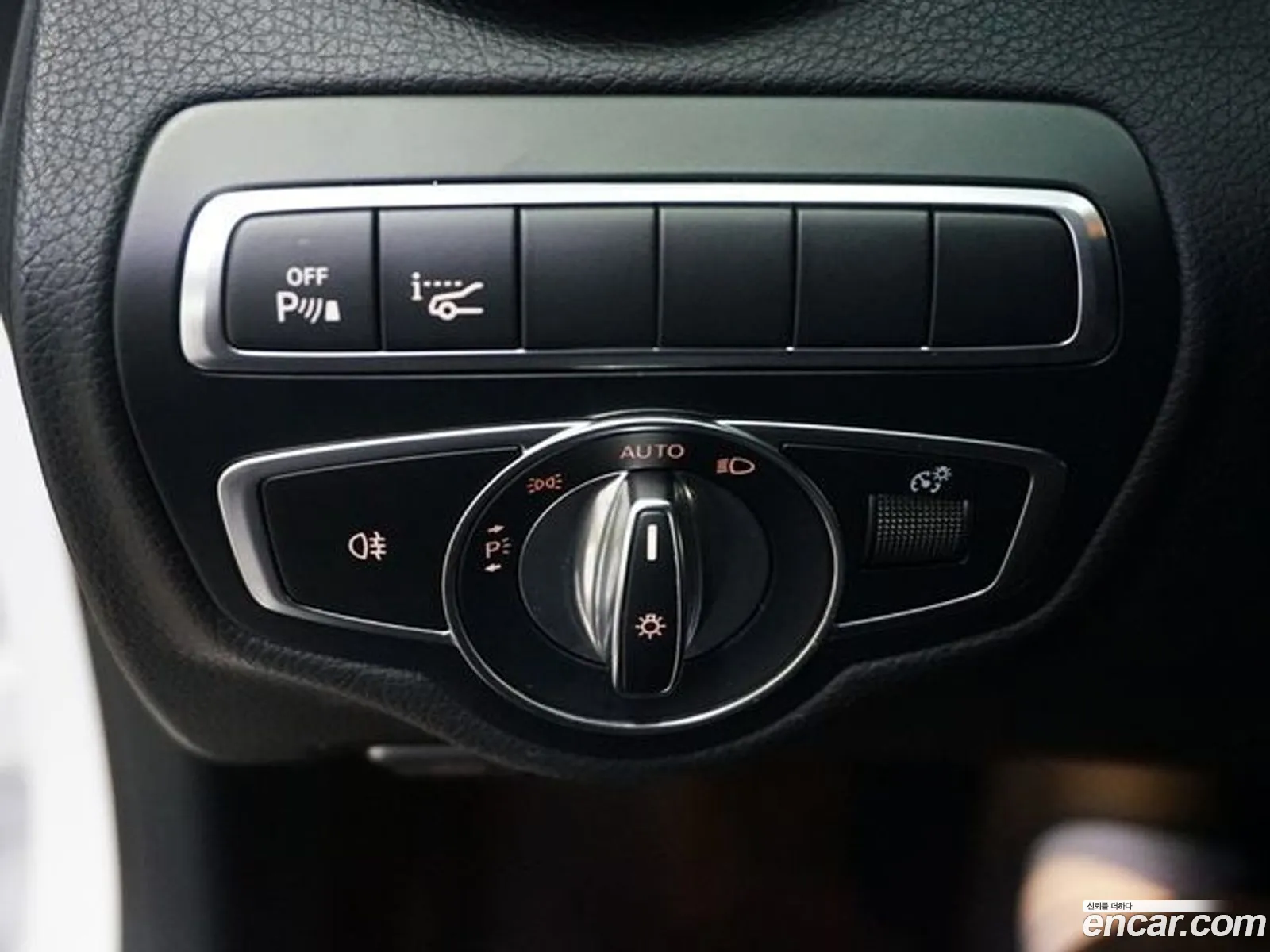 Mercedes-Benz C-Class W205 2018 — 15