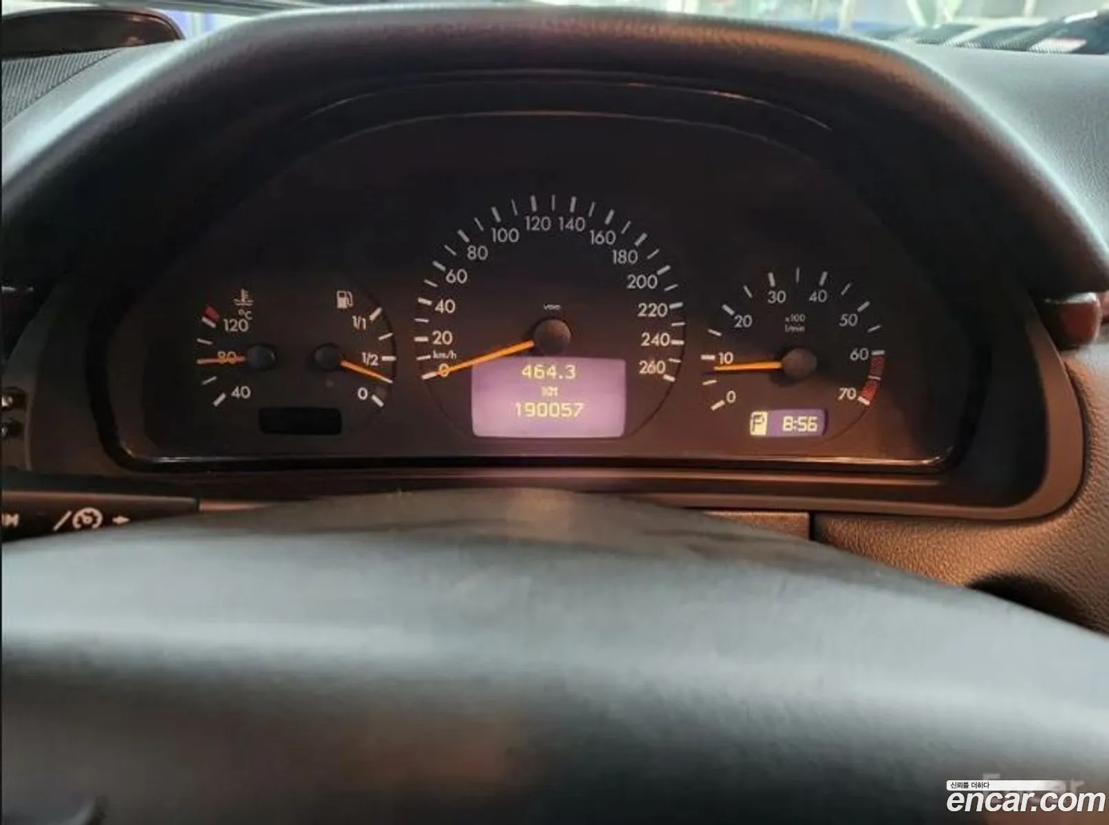 Mercedes-Benz E-Class W210 2001 — 8