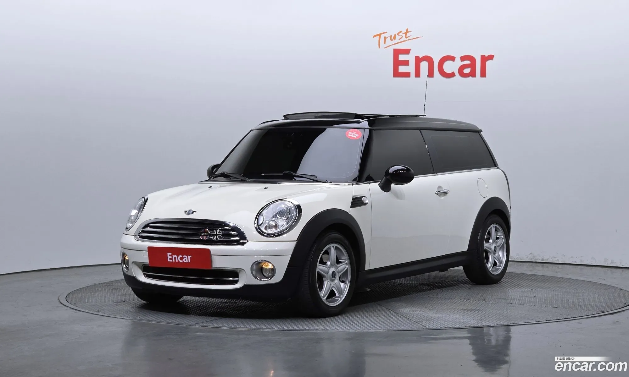Mini Cooper Clubman 2009 — 2