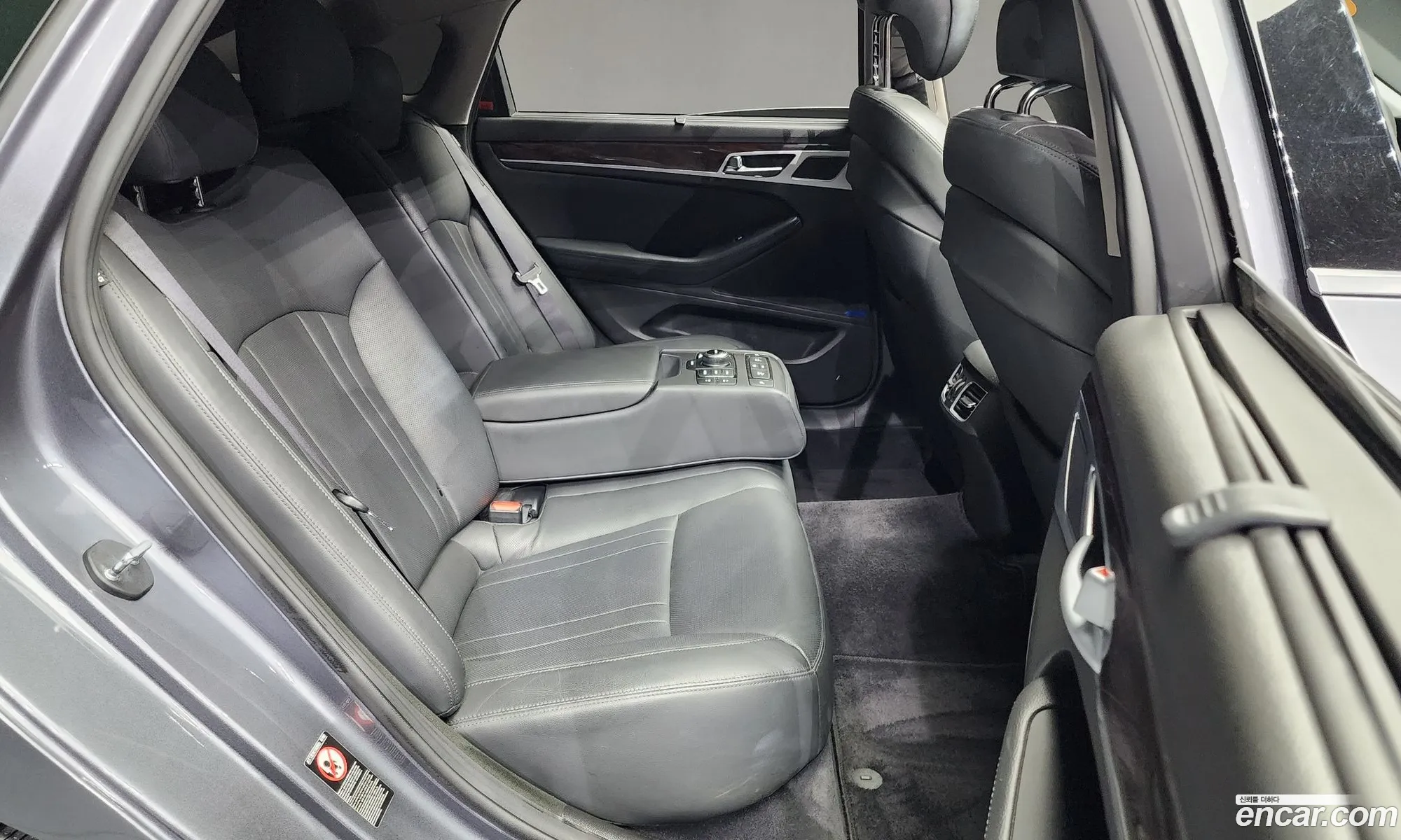 Hyundai Genesis DH 2015 — 13