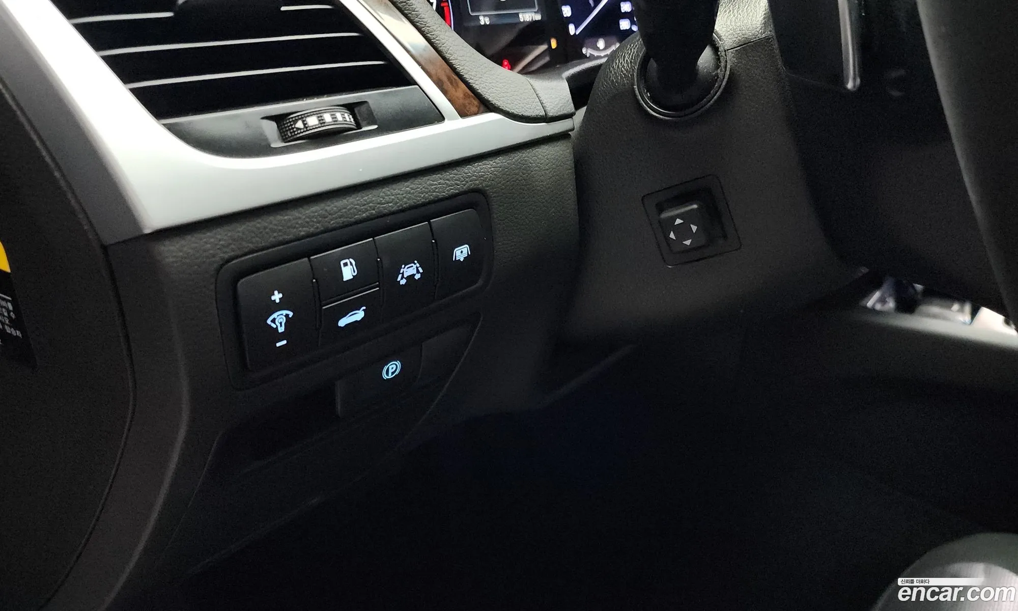 Hyundai Genesis DH 2015 — 10