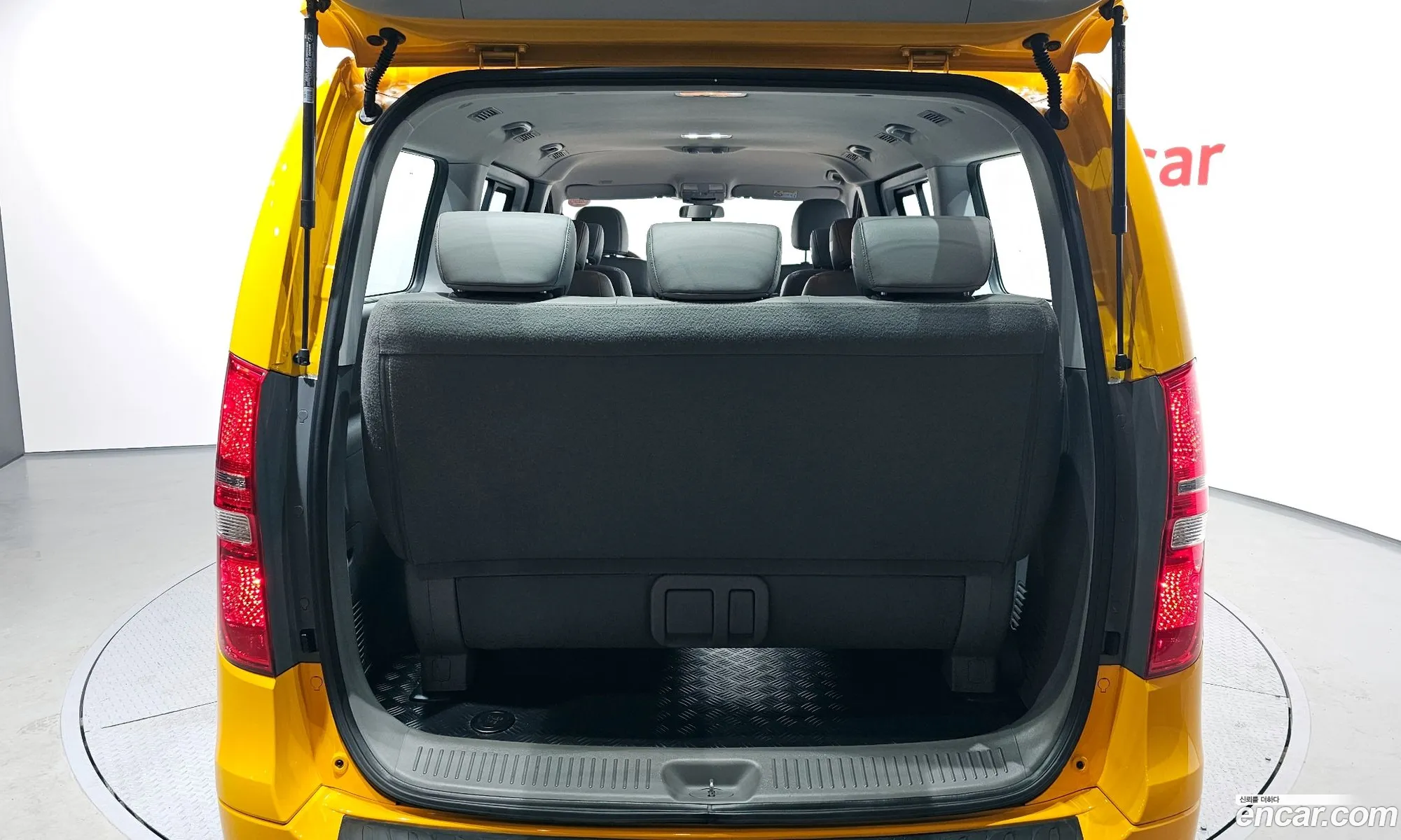 Hyundai Grand Starex 2020 — 8