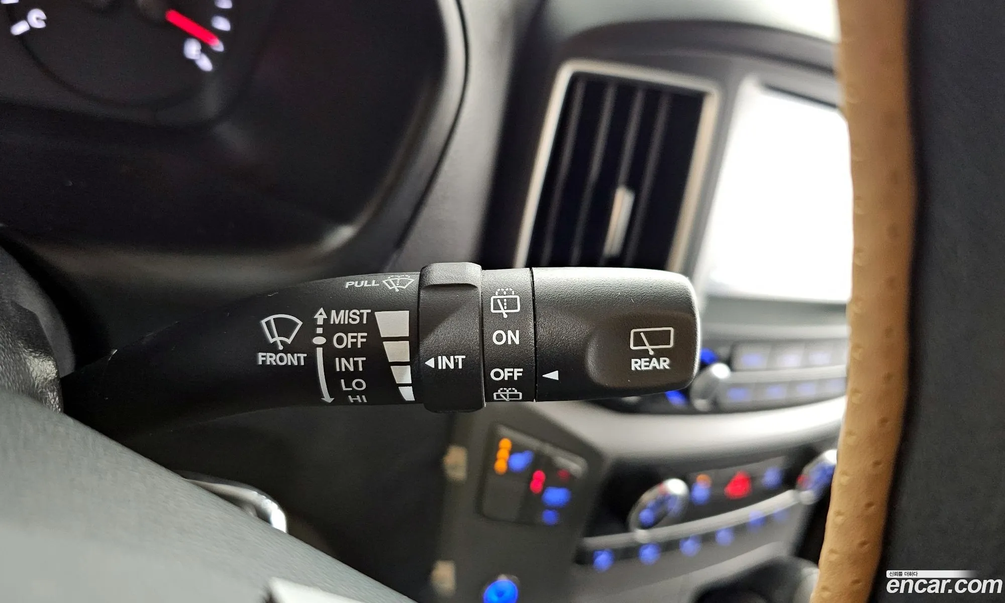 Hyundai Grand Starex 2020 — 16