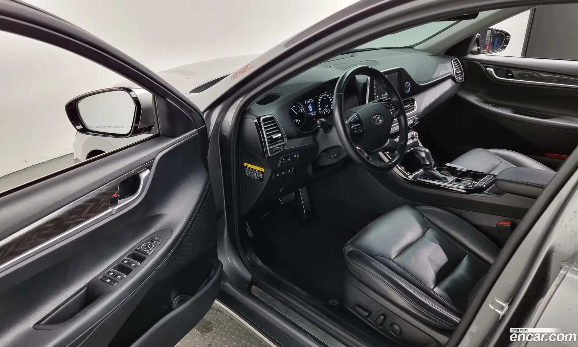 Hyundai Grandeur IG Hybrid 2017 — 15