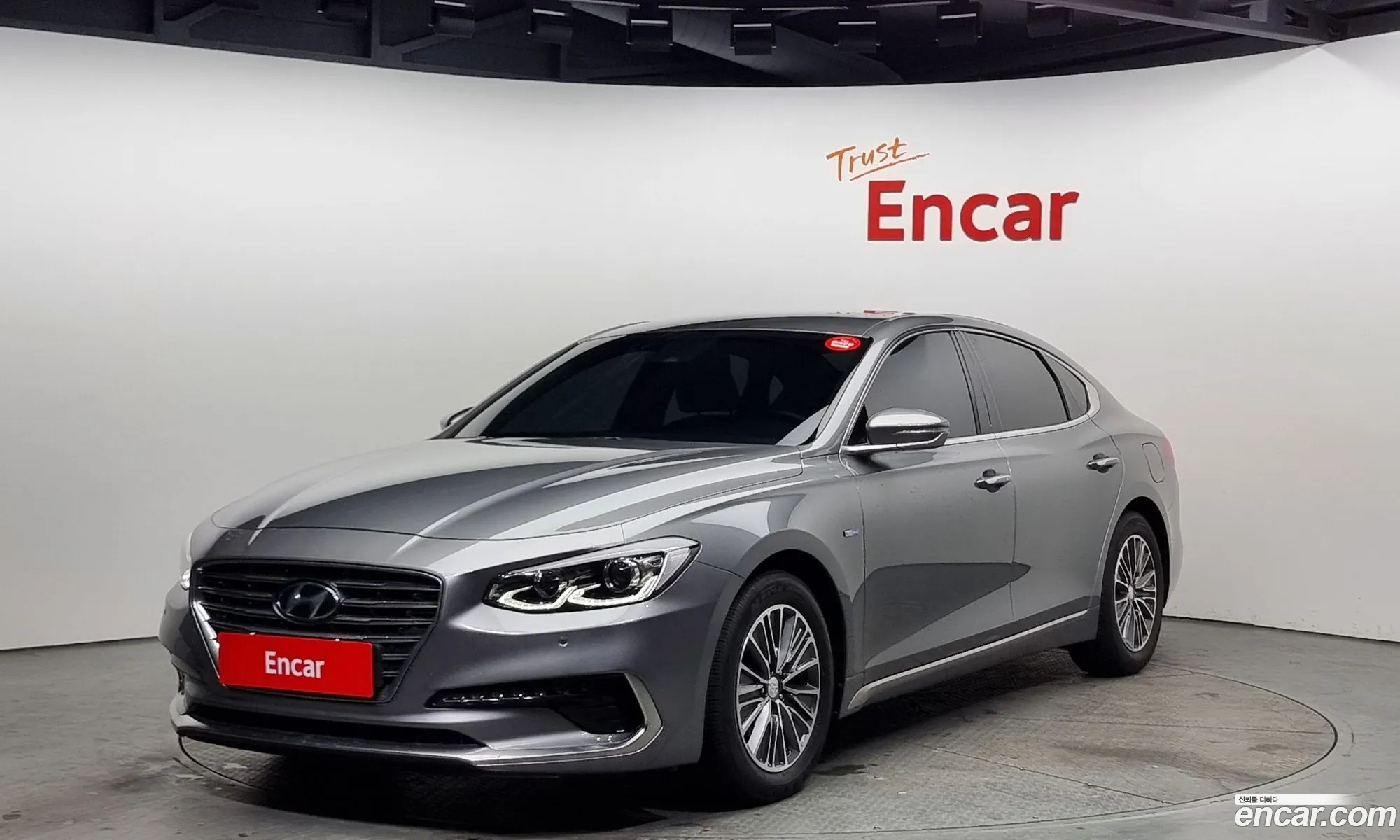 Hyundai Grandeur IG Hybrid 2017 — 16