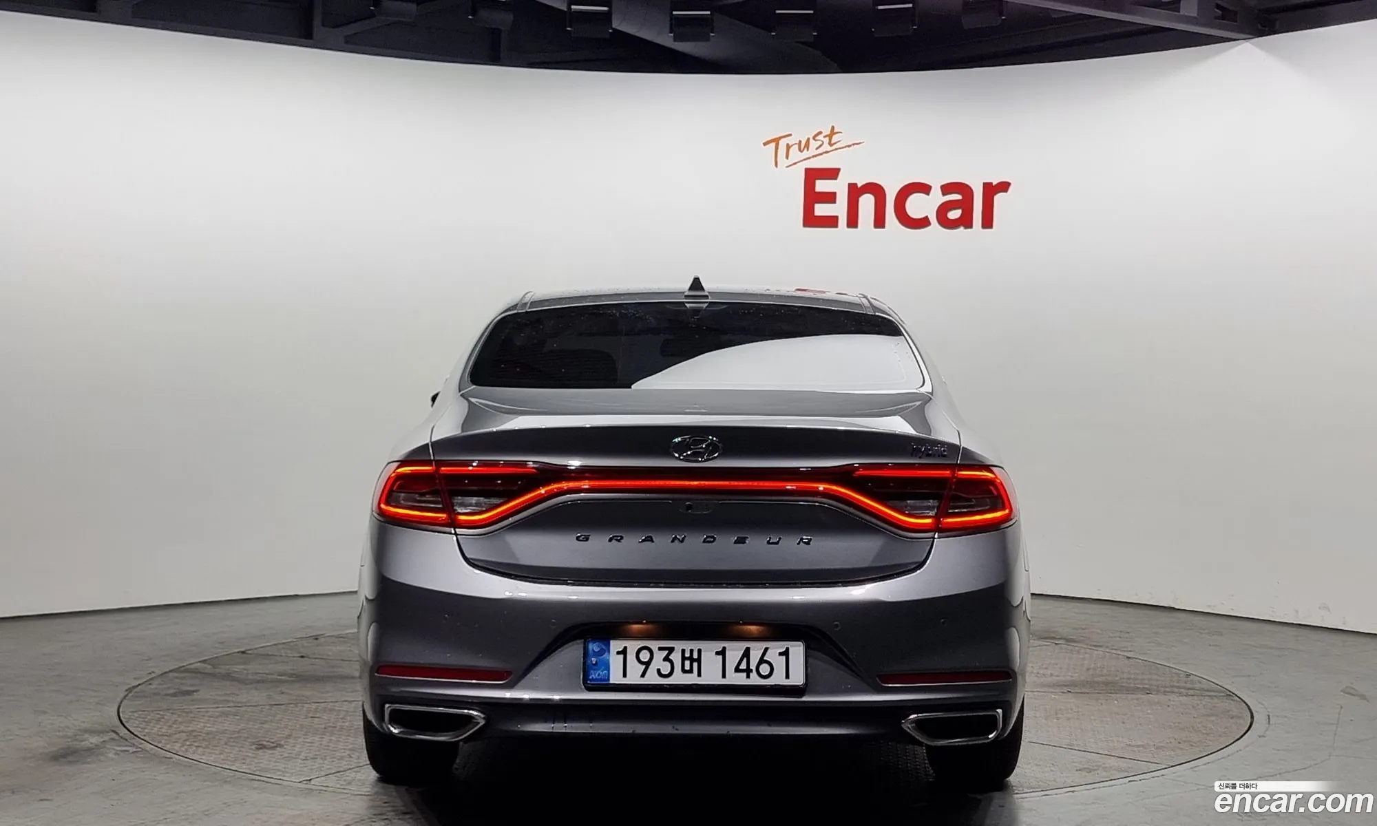 Hyundai Grandeur IG Hybrid 2017 — 13