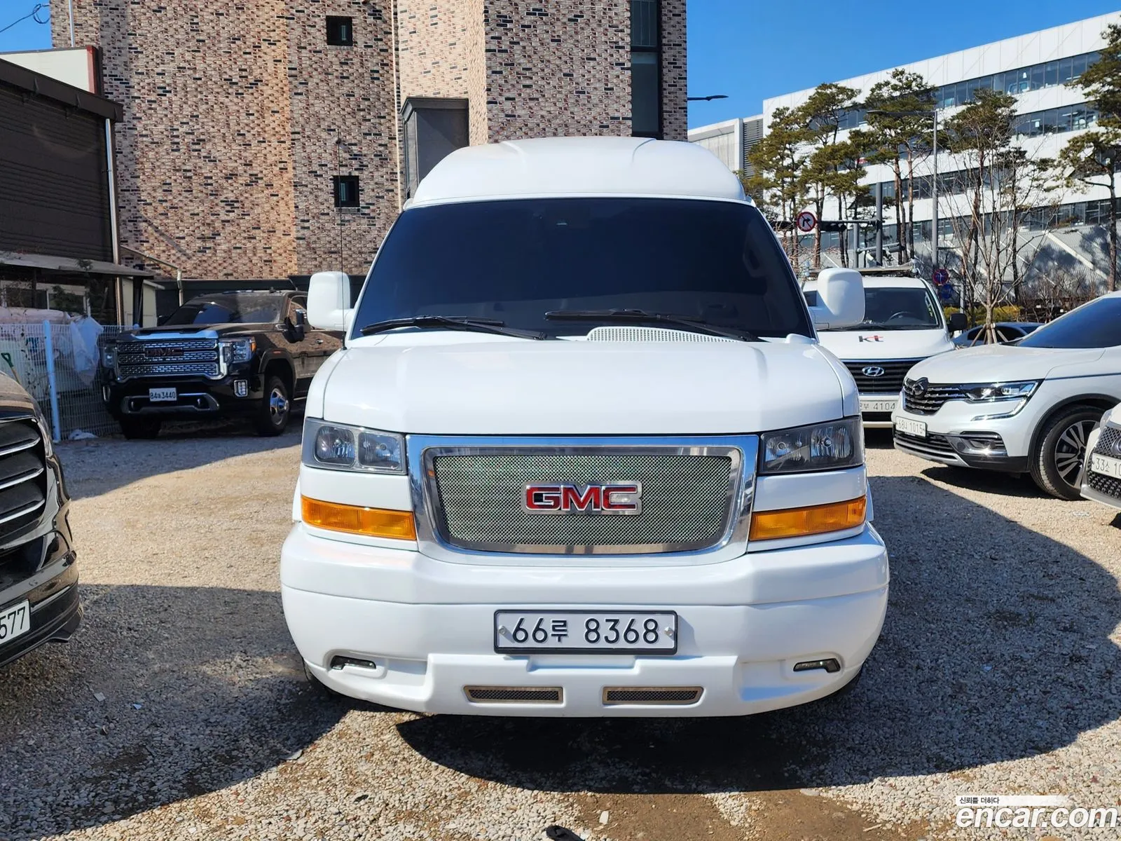 GMC Savana 2020 — 9