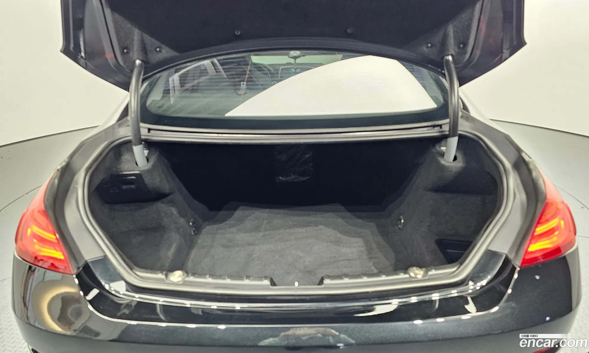 BMW 6 Series 2013 WBA6A8106DDZ27147 — 3